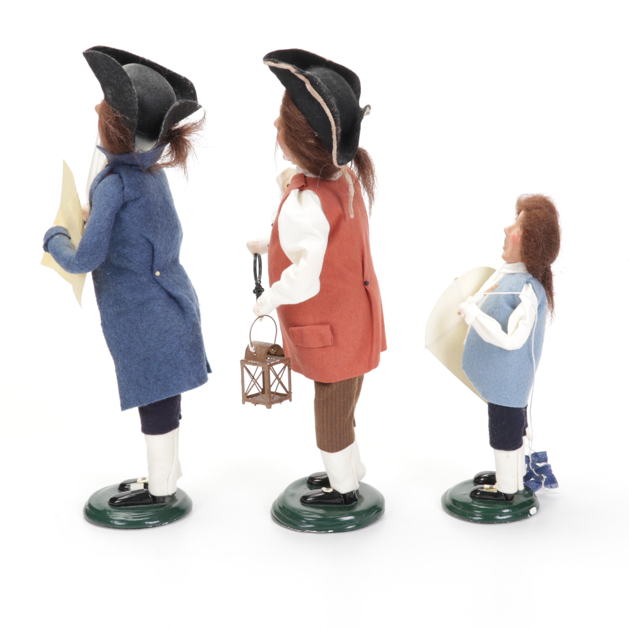 Byers' Choice Carolers Including "Williamsburg" Specialty Figurines