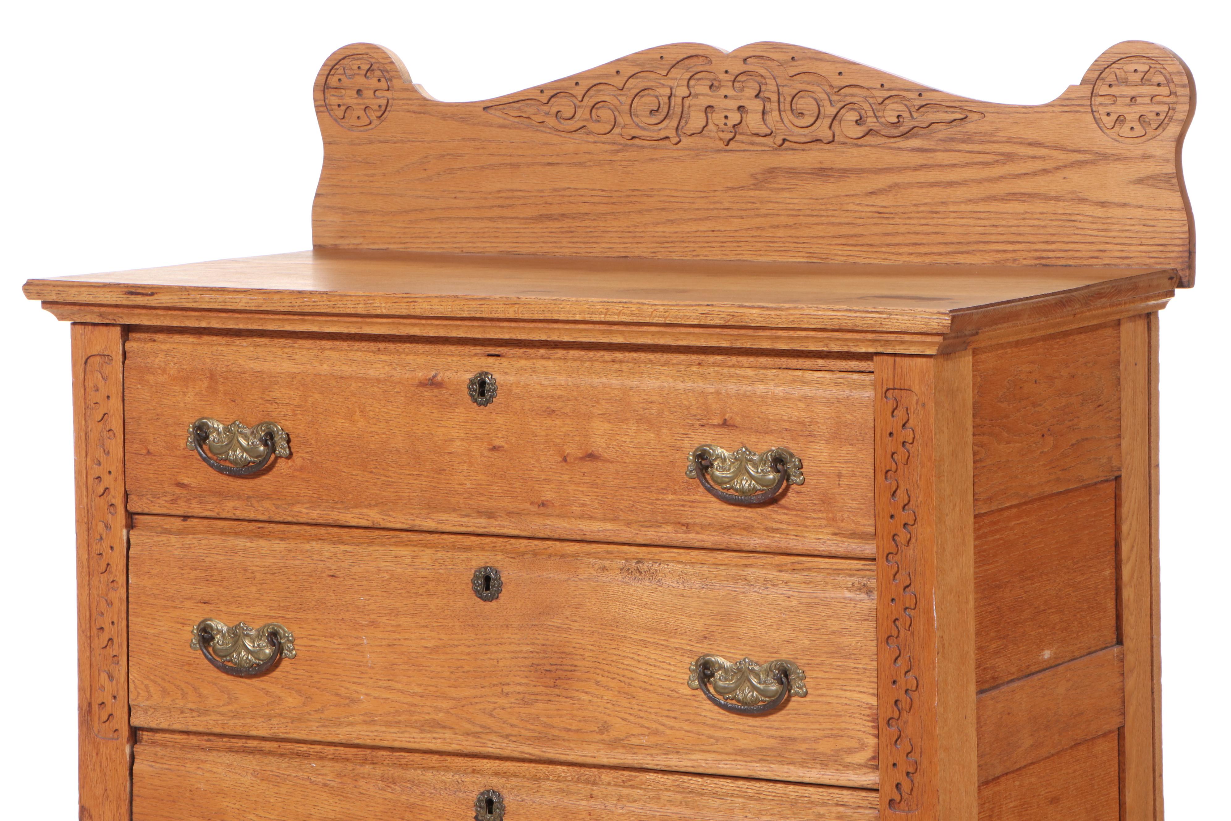 Victorian Oak Five-Drawer Chest, Late 19th Century