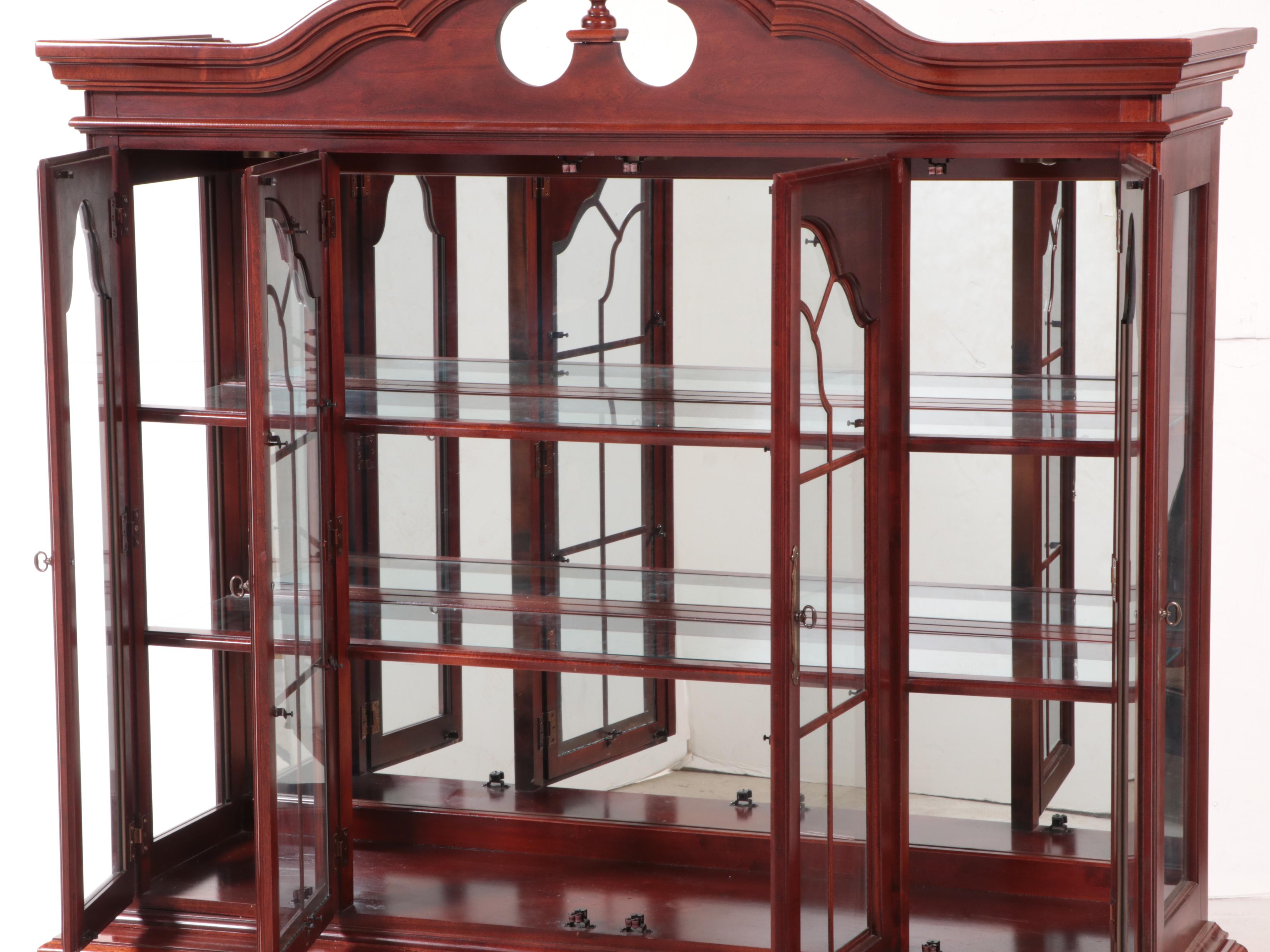 American Drew Queen Anne Style China Cabinet/Buffet