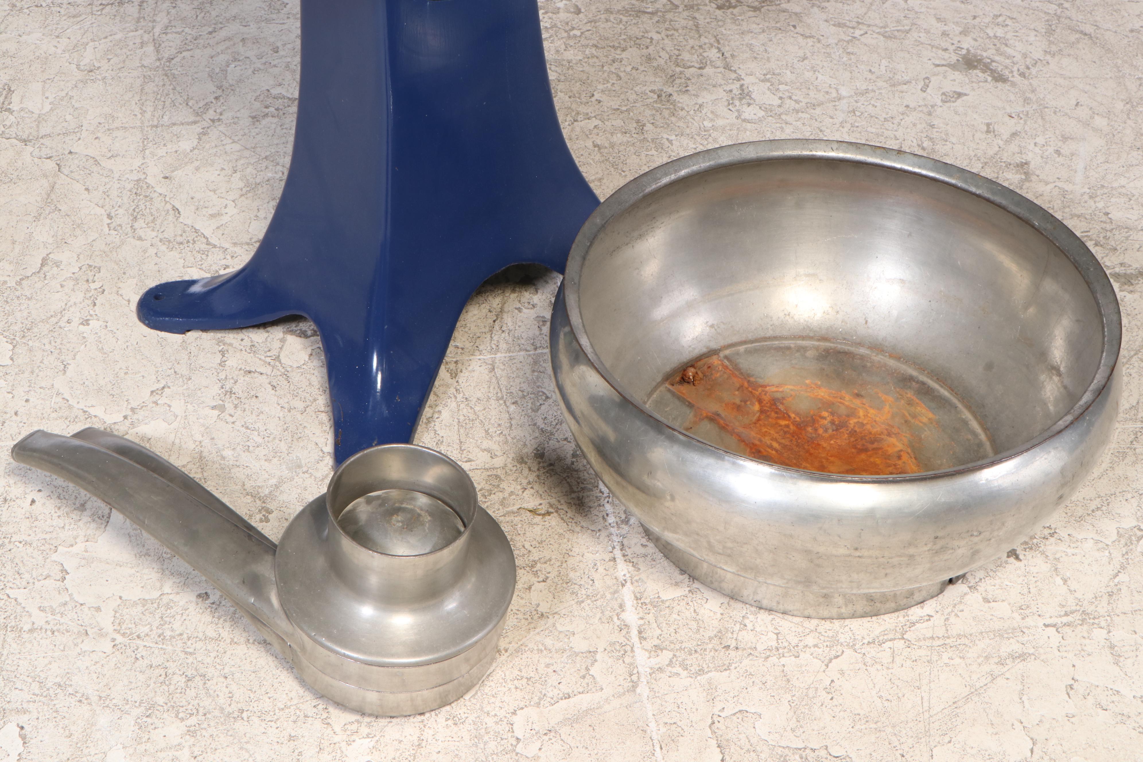 Viking WB:78 Blue Painted Hand-Crank Centrifugal Cream Separator