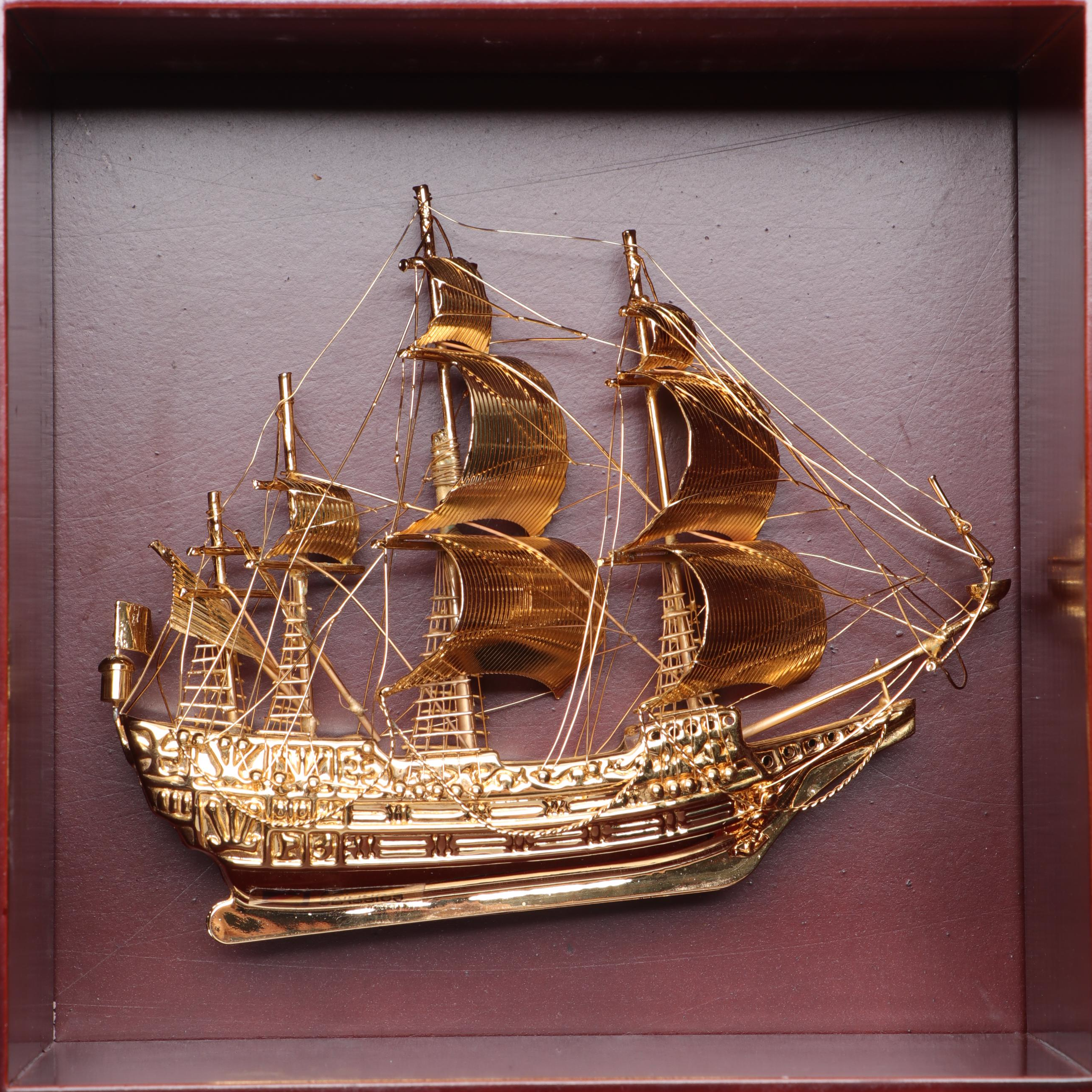 AGI Sailing Classics Nine-Cubby Display With Sailing Ship Models