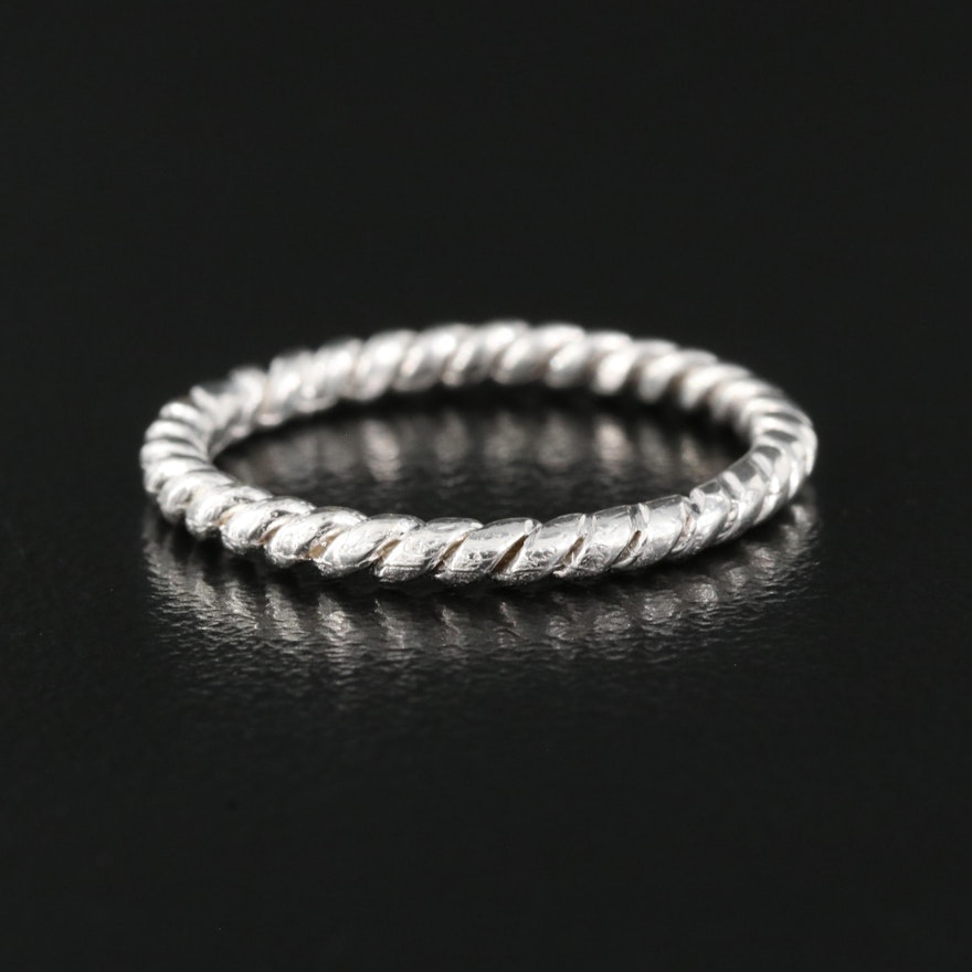 18K Twist Band