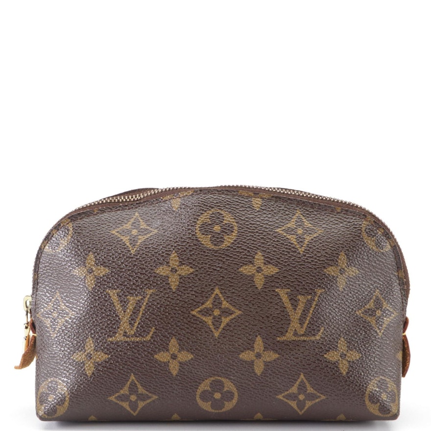 Louis Vuitton Pochette Accessoires in Monogram Canvas