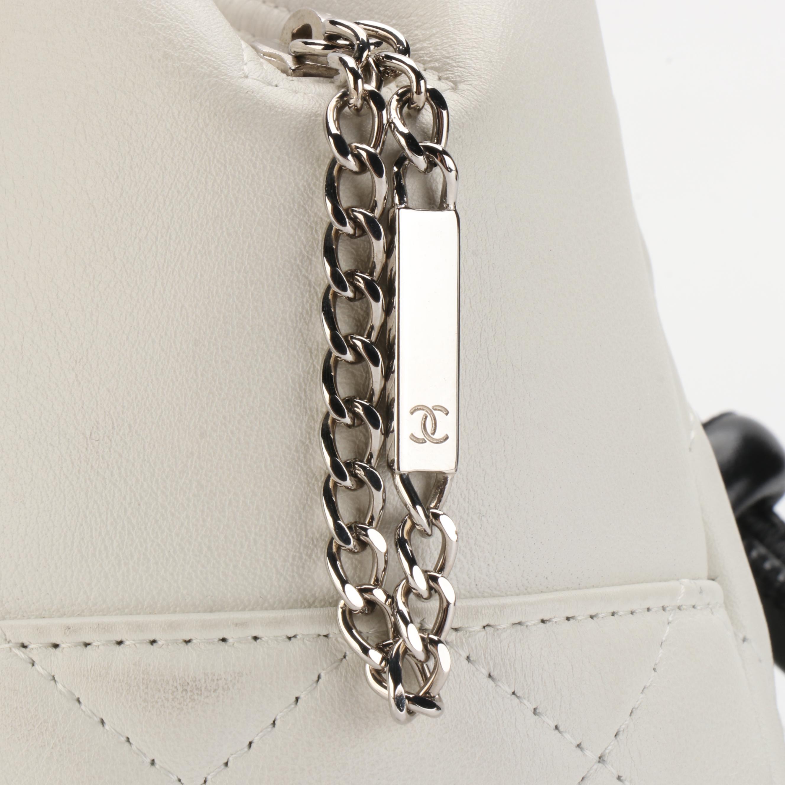 Chanel CC Quilted Leather Shoulder Bag