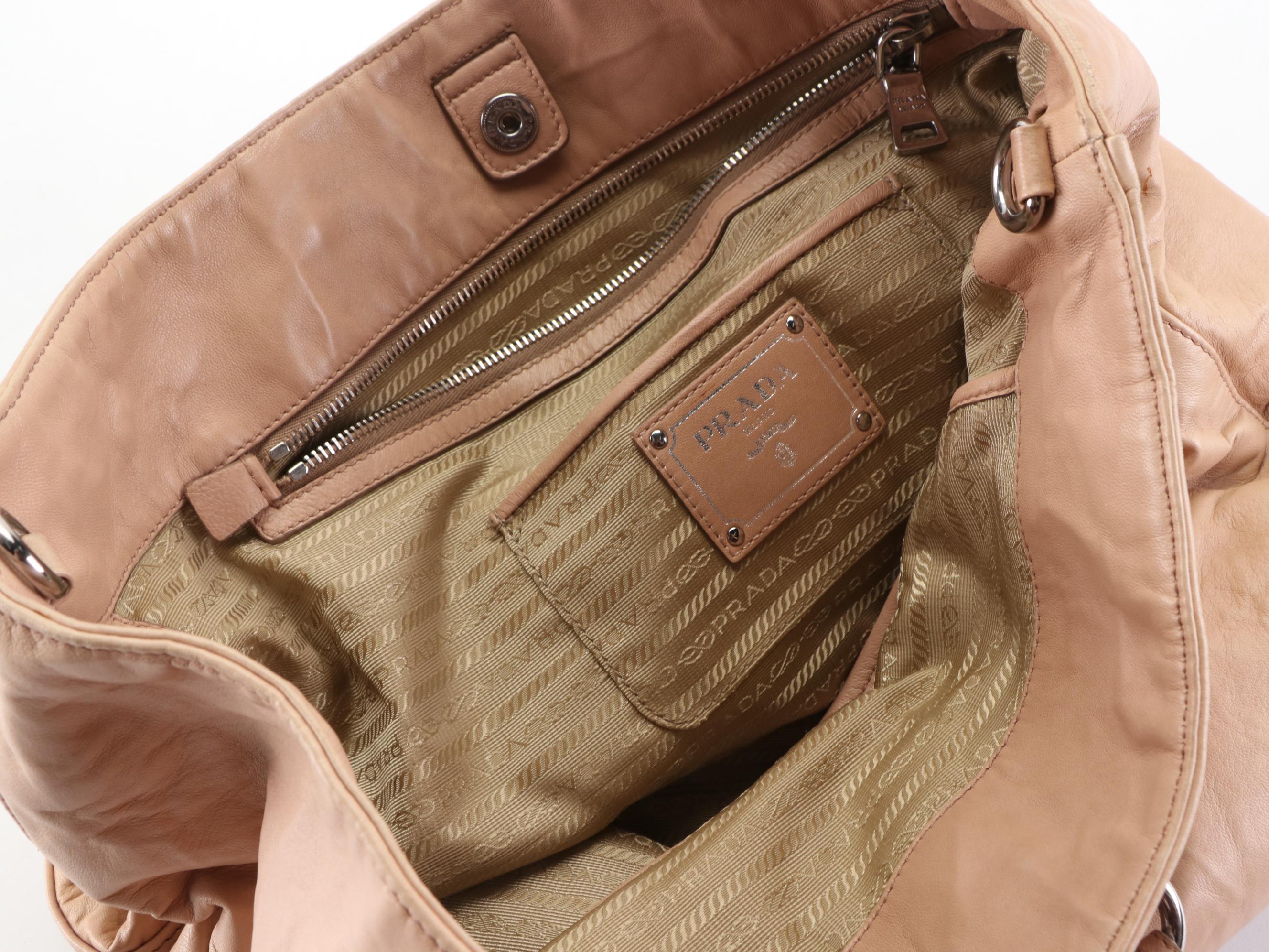 Prada Large Tote Bag in Nappa Leather