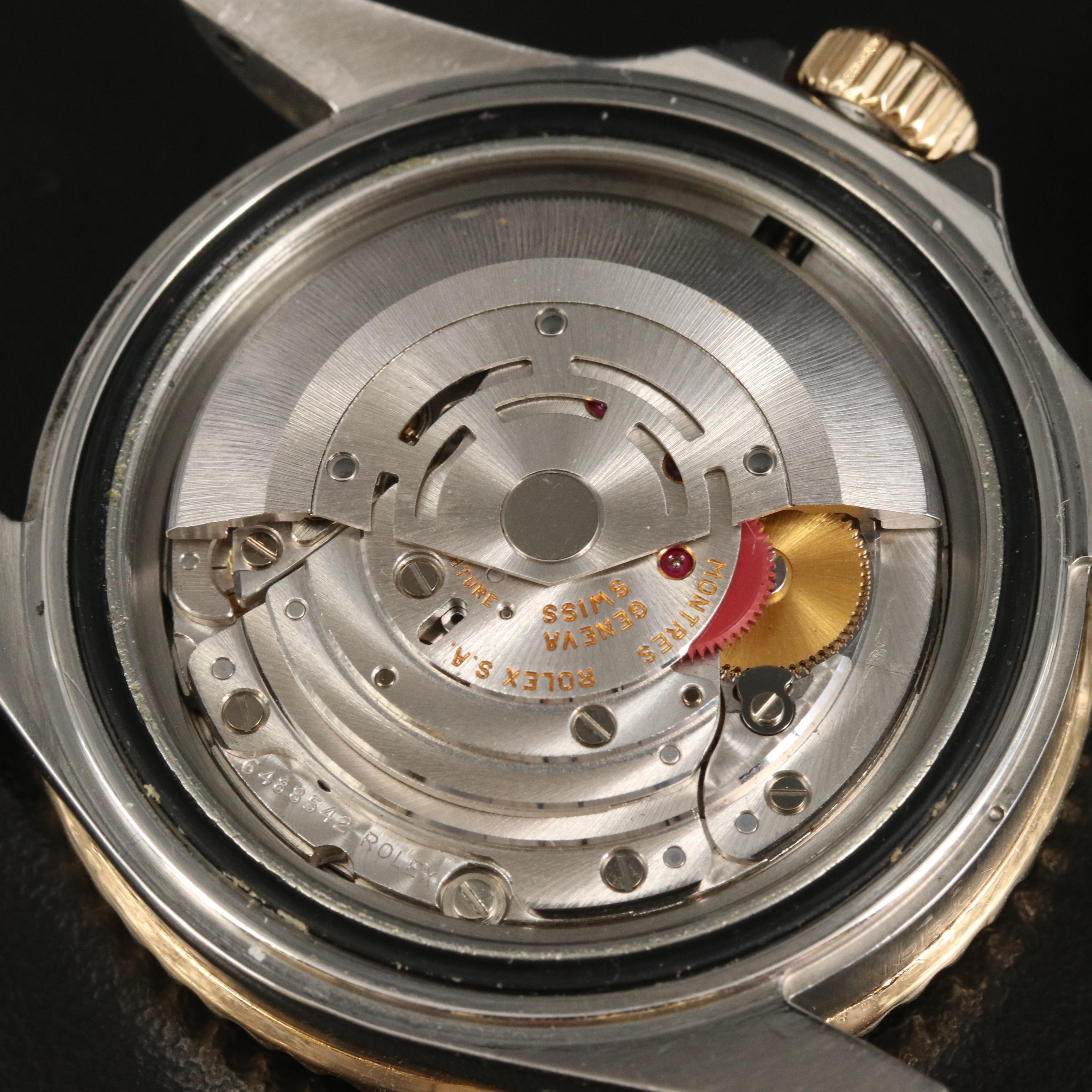 1993 Rolex 18K Oyster Perpetual Submariner Watch