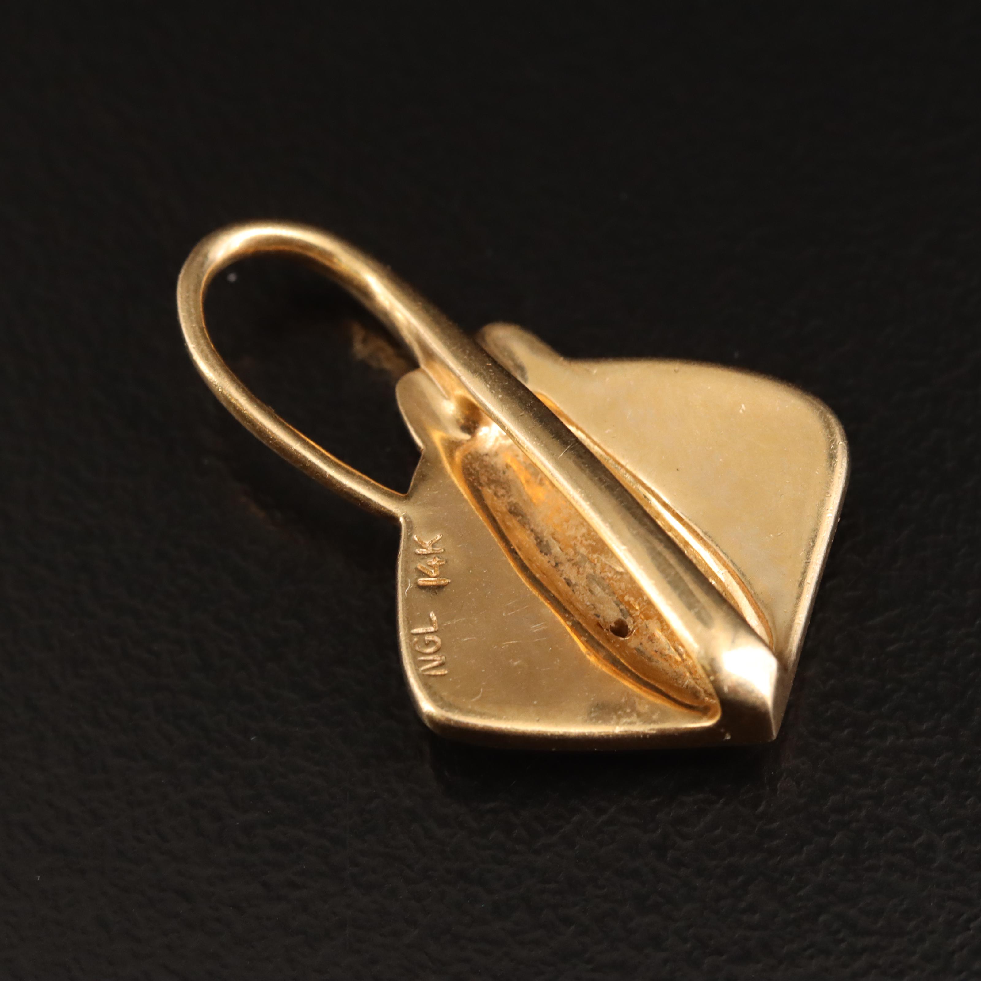 14K Diamond and Mother-of-Pearl Stingray Pendant