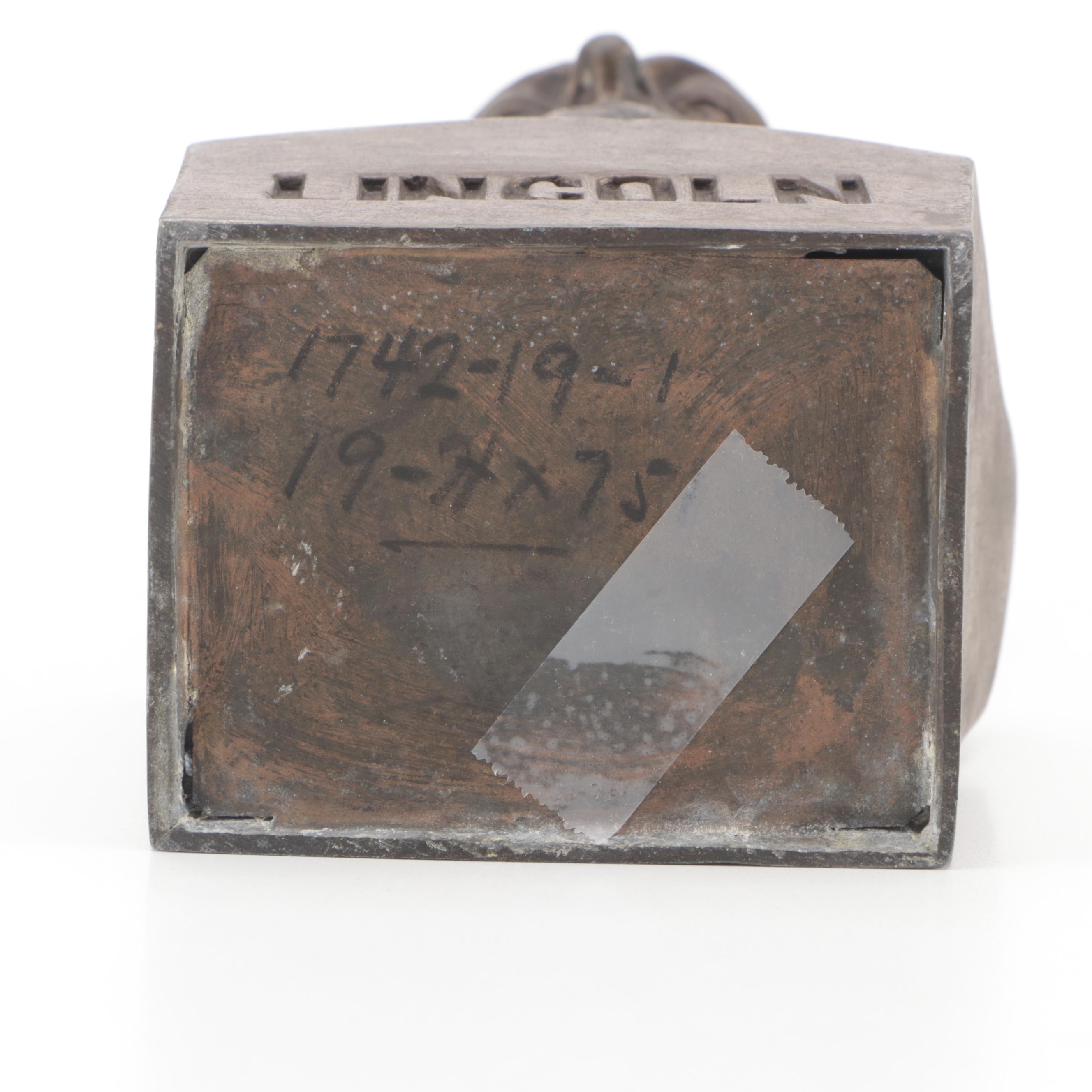 Bronze Finished Metal Abraham Lincoln Bust Figurine