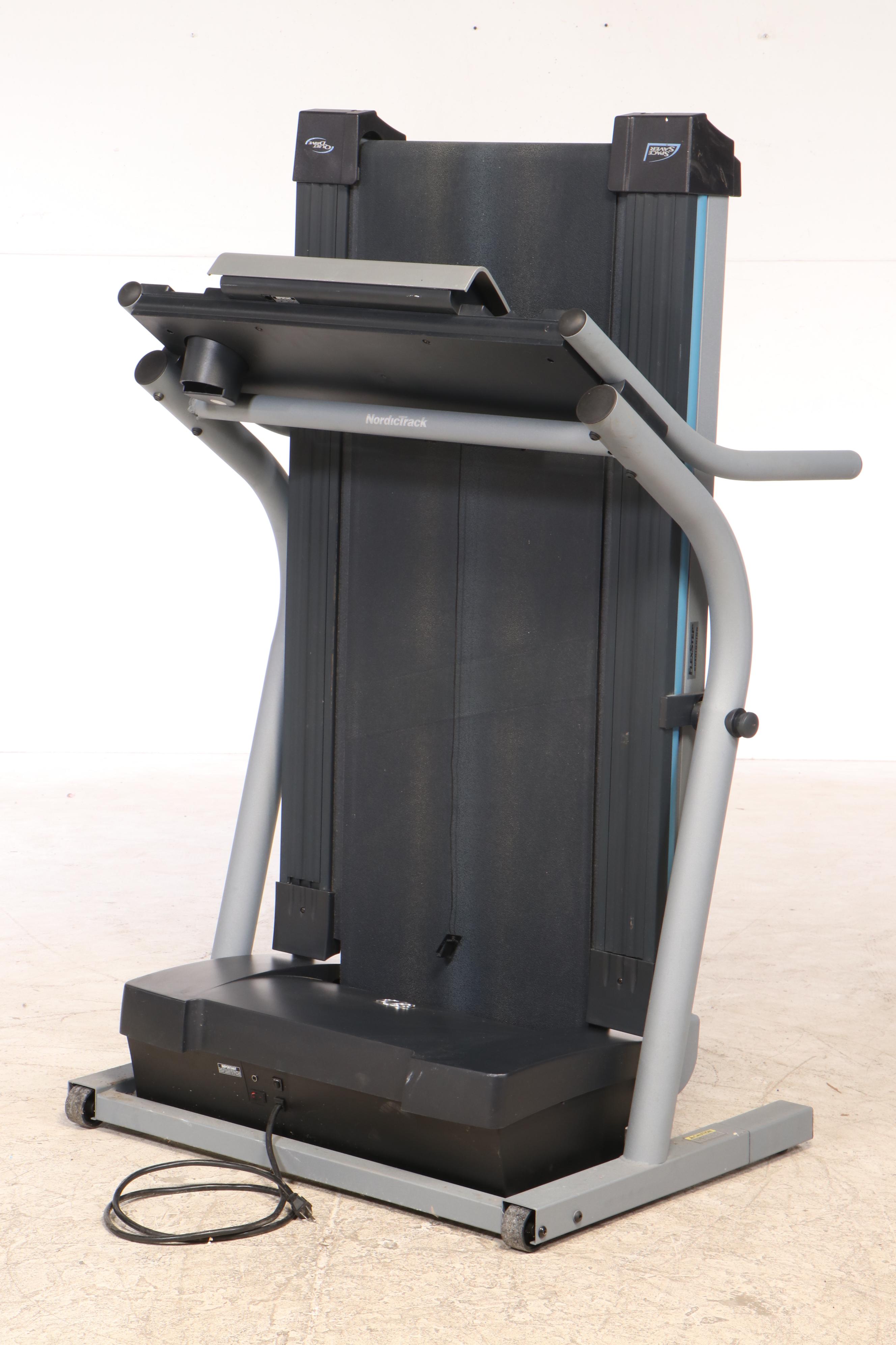 NordicTrack C 1800s Treadmill with "Quiet Drive"