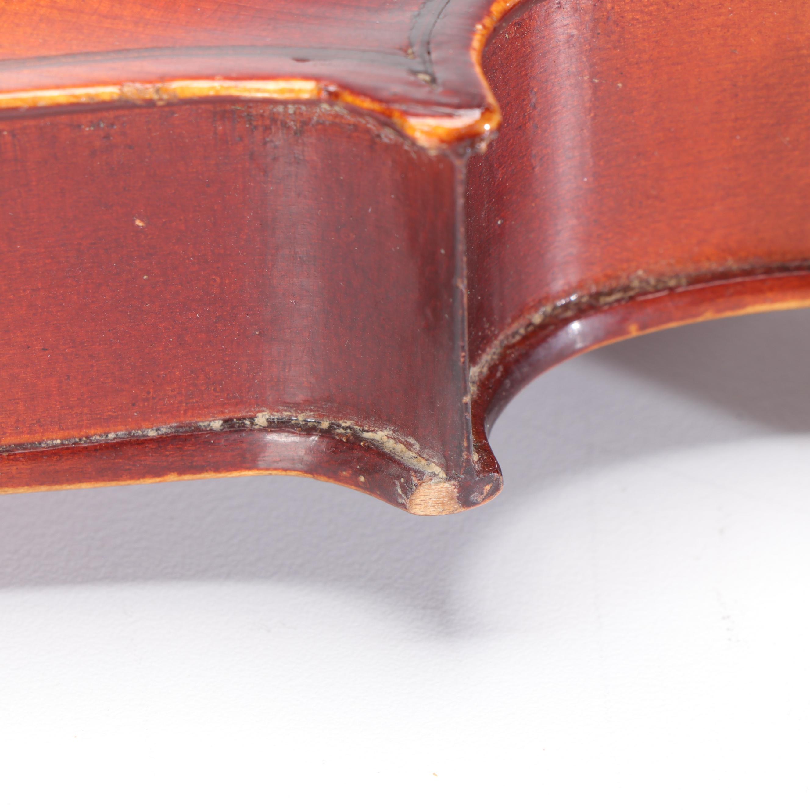 Stradivarius Replica 4/4 Violin with Bow and Case