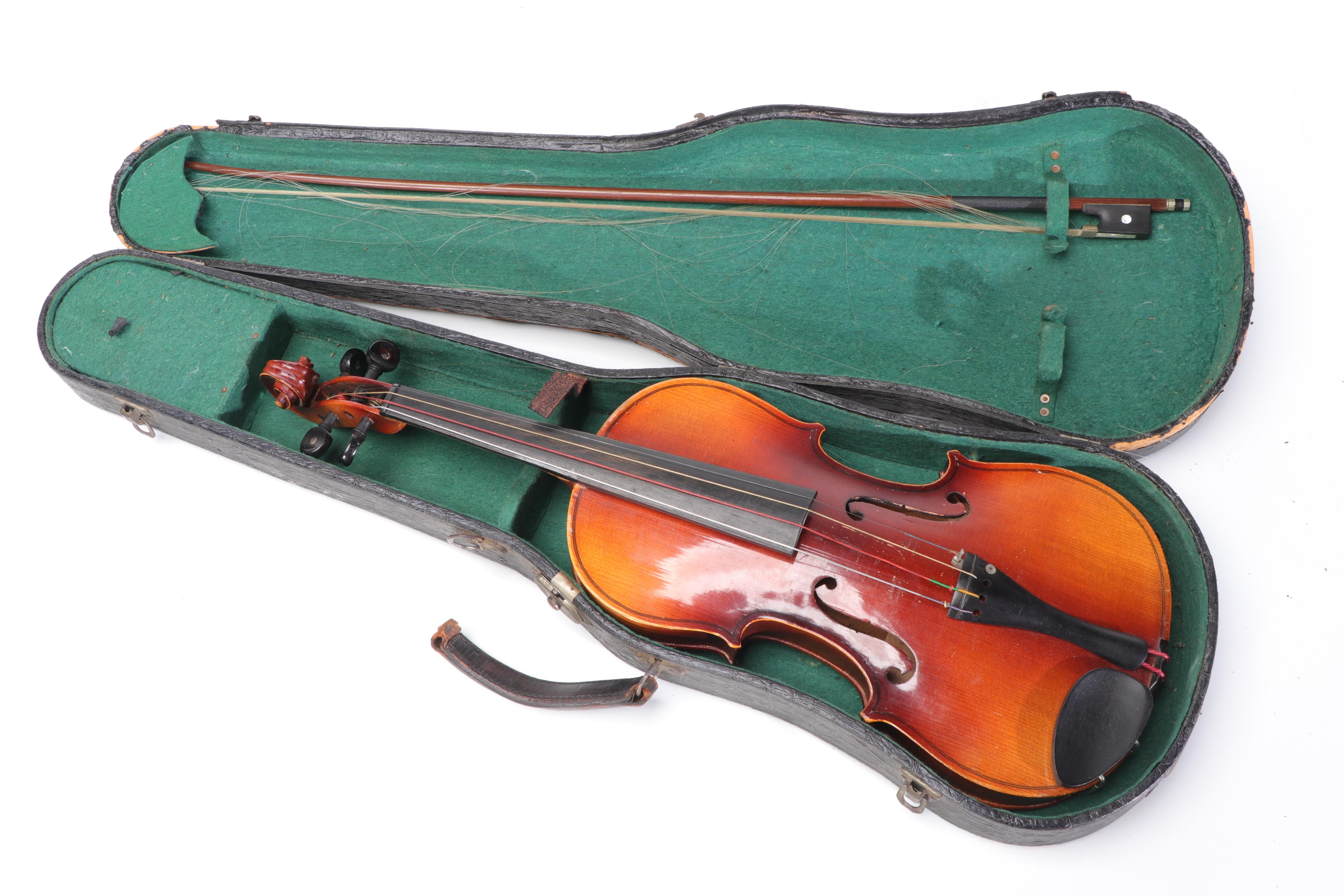 Stradivarius Replica 4/4 Violin with Bow and Case