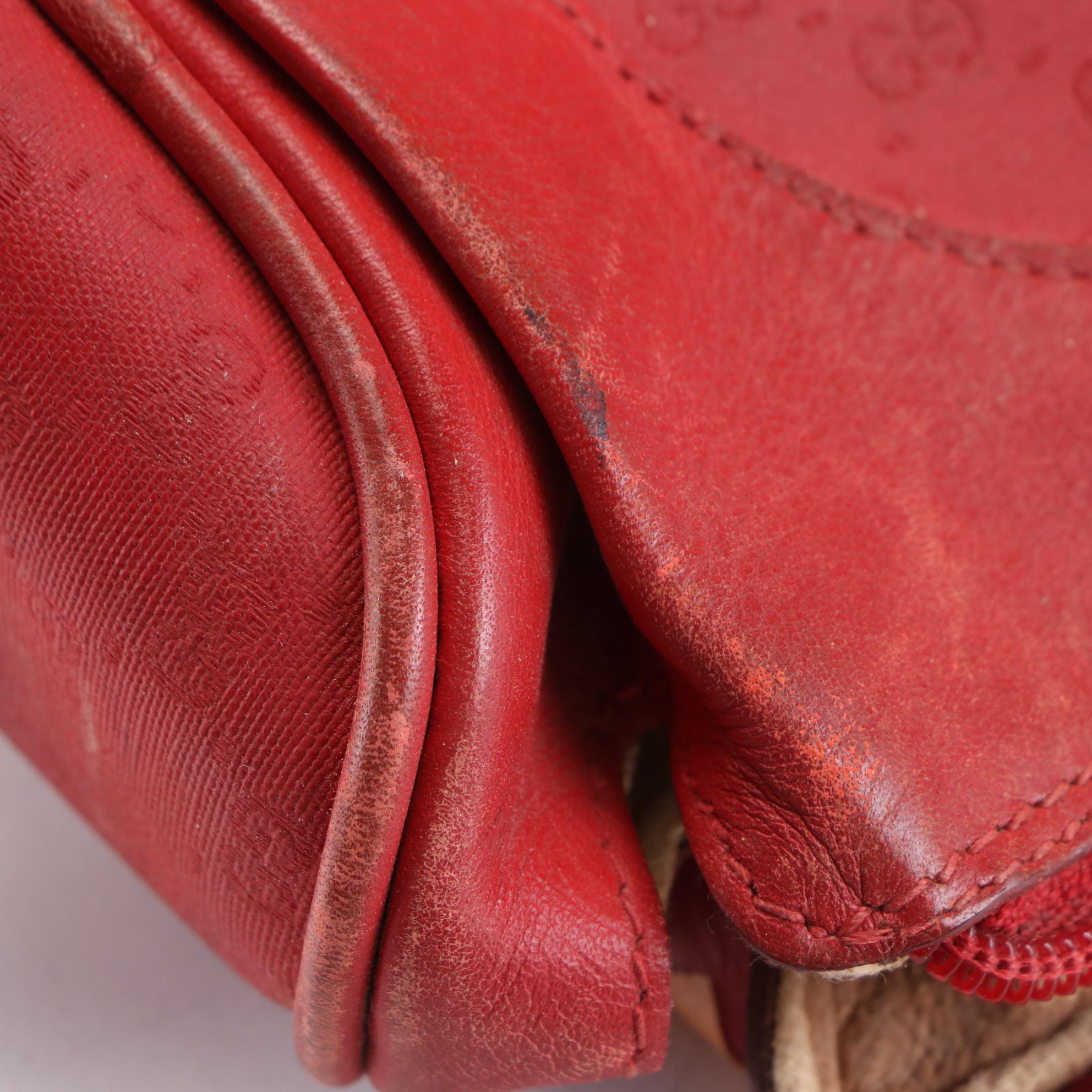 Gucci Shoulder Bag in Red MicroGuccissima Coated Canvas and Leather