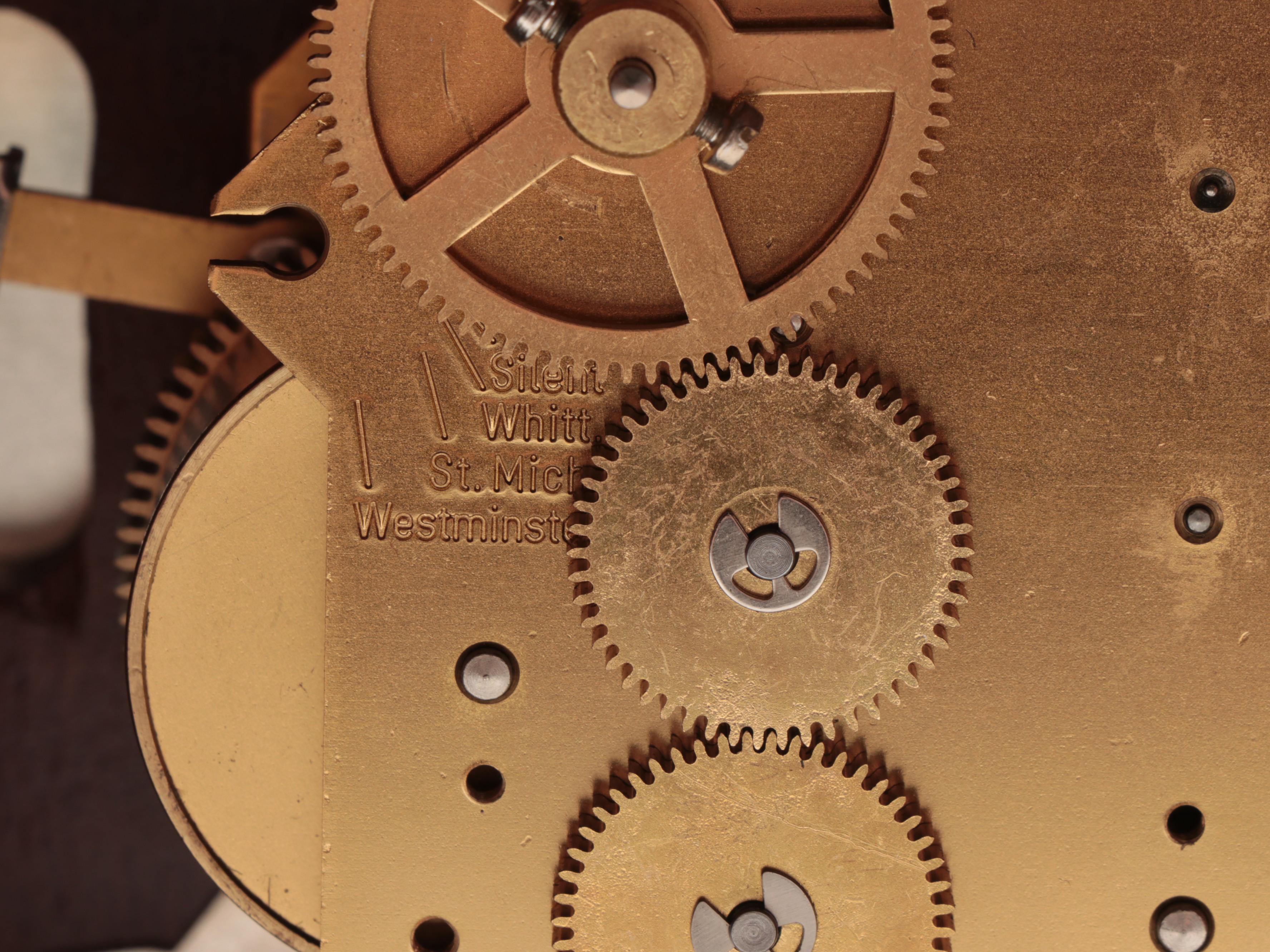 Heritage Heirlooms Three Chime Mantel Clock, Late 20th Century