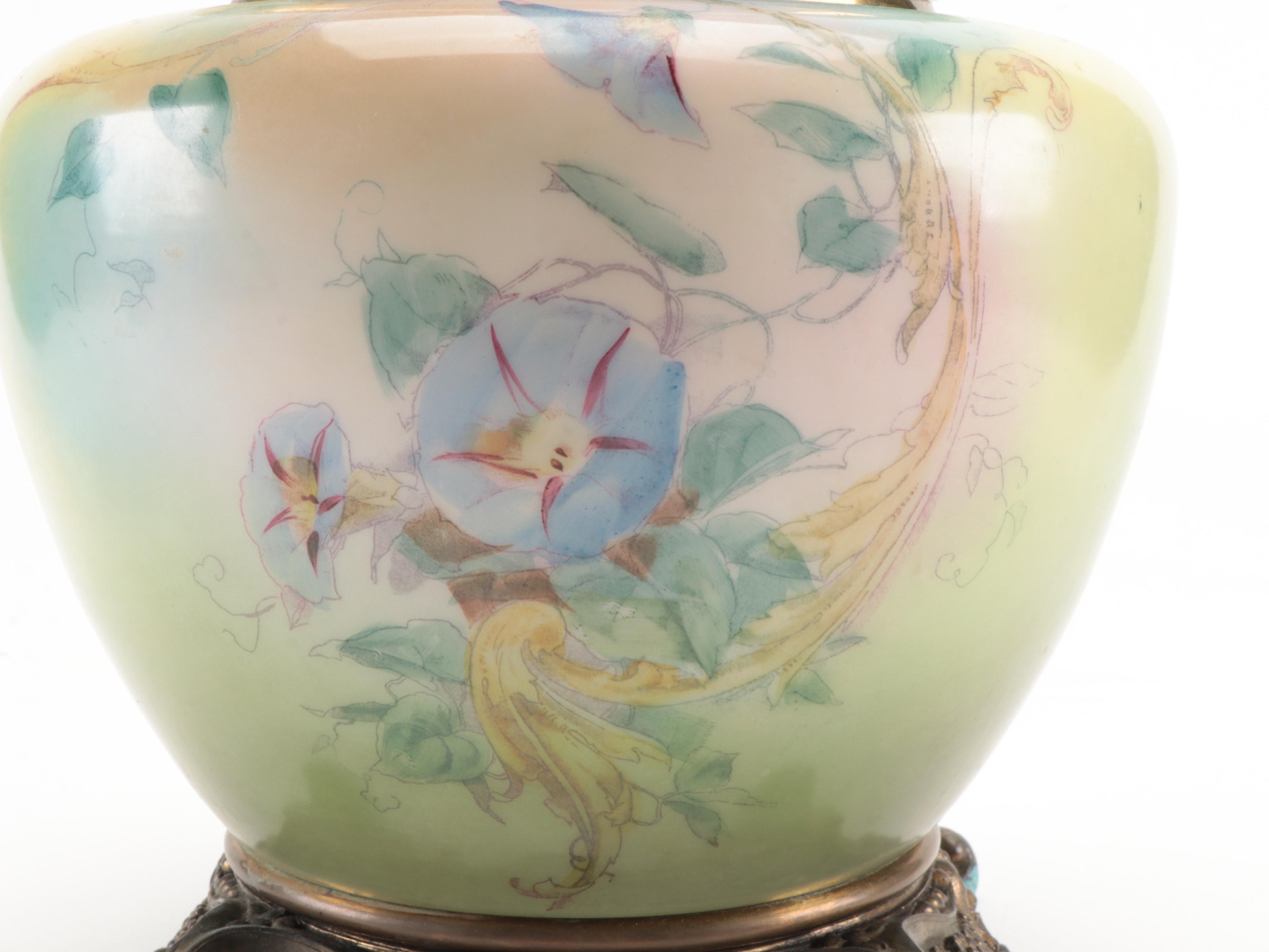 Victorian Fostoria Hand-Painted Glass Parlor Lamp, Early 20th Century