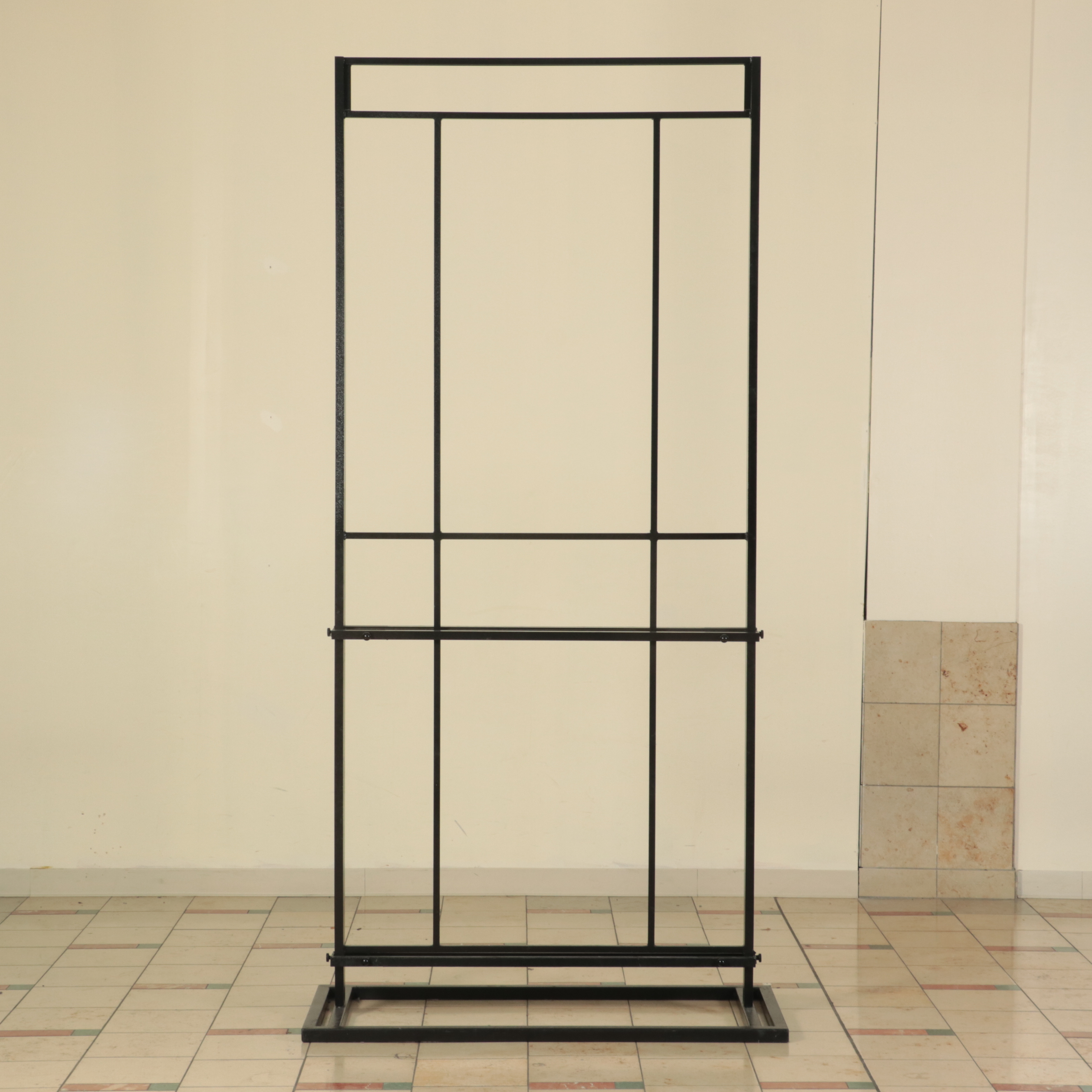 Pair of Textured Black Finish Display Structure with Adjustble Rungs