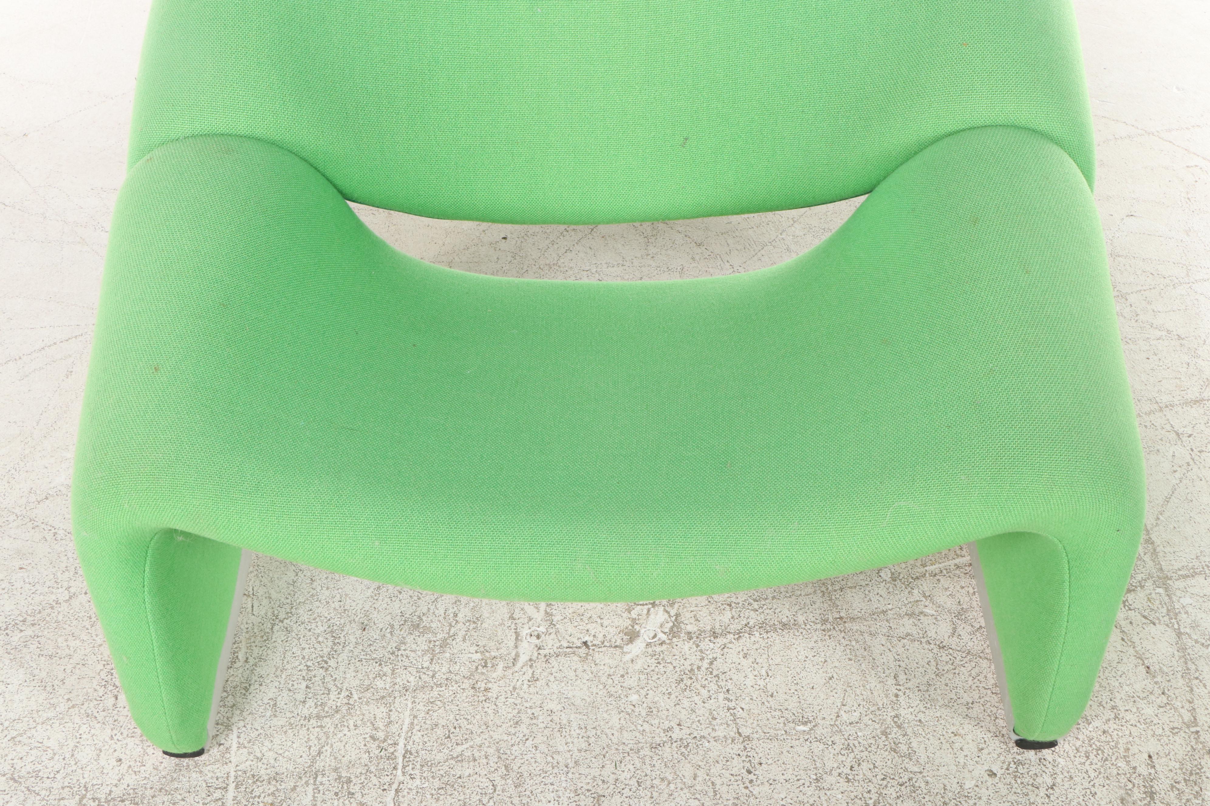 Pierre Paulin "Groovy" Modernist Green Wool, Steel and Aluminum Lounge Chair