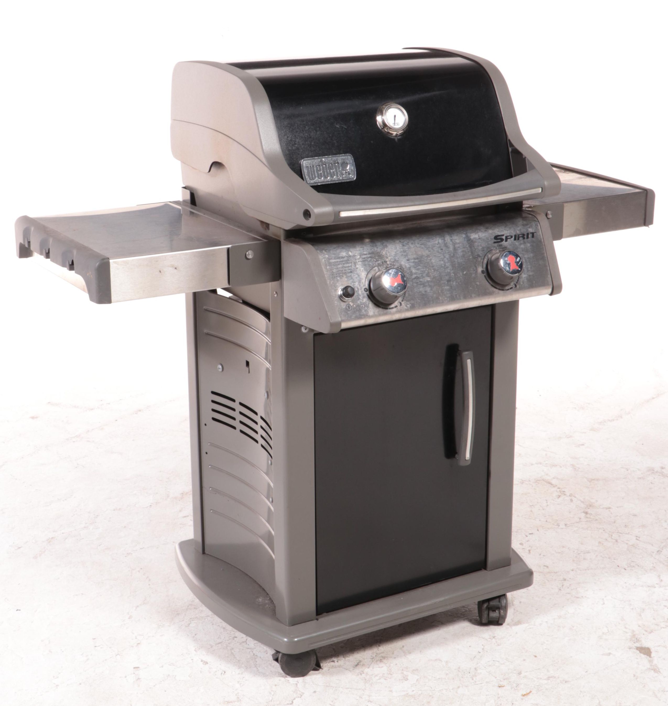 Weber "Spirit E-210" Liquid Propane Gas Grill