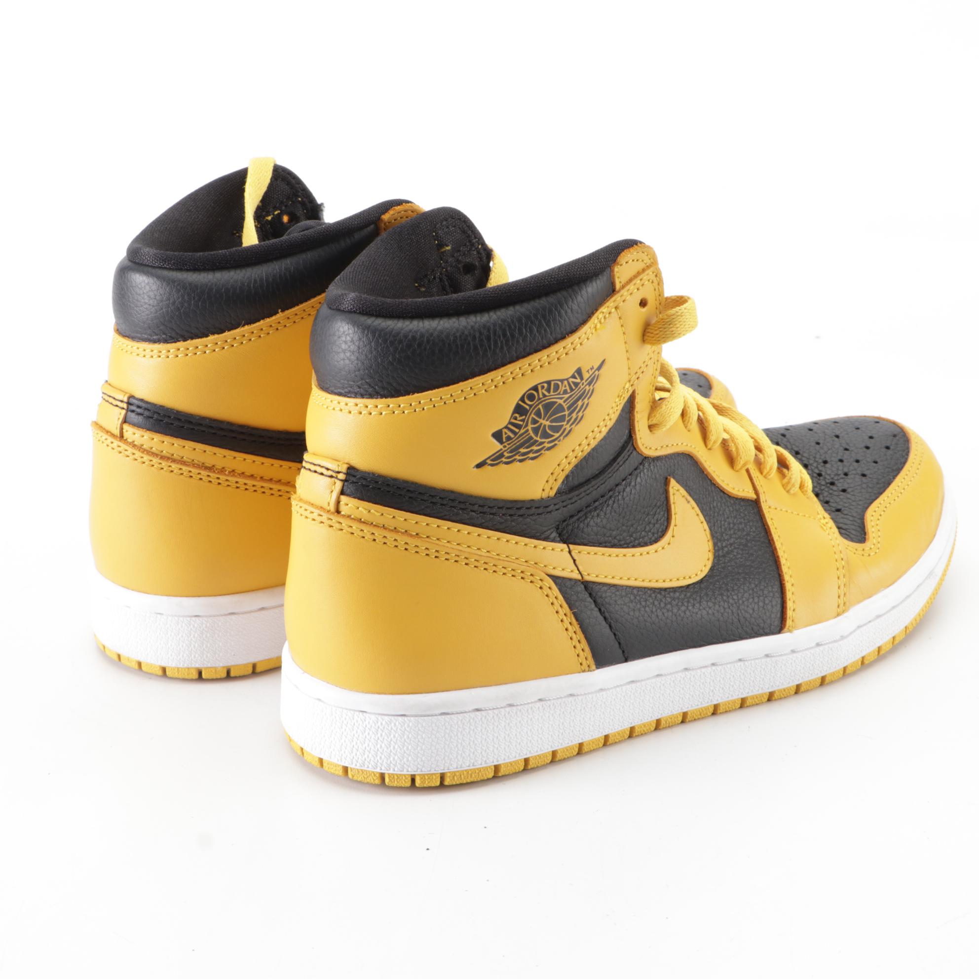 Nike Air Jordan 1 Retro Mid Sneakers in Leather