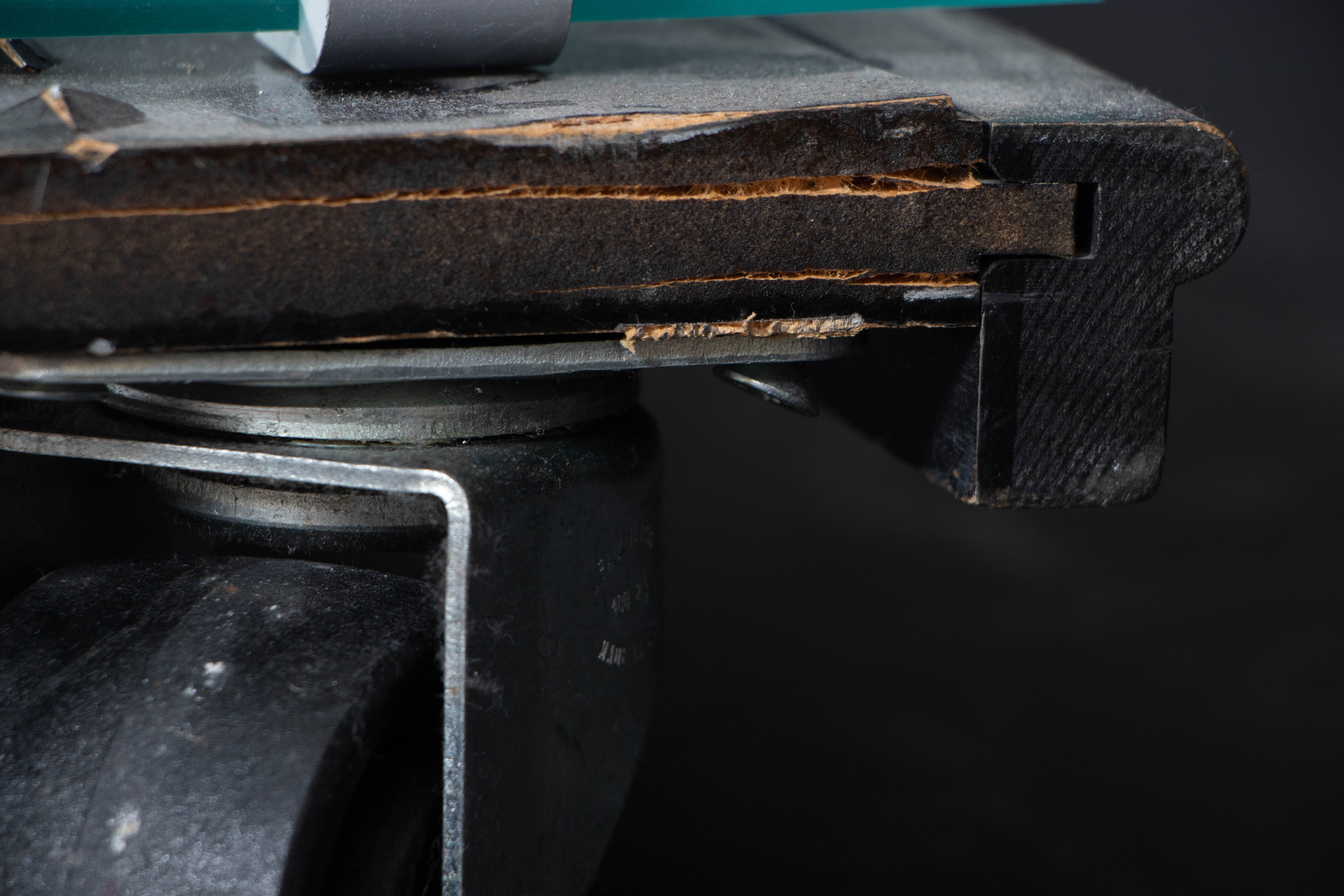 Mobile Tempered Glass Modular Shelves