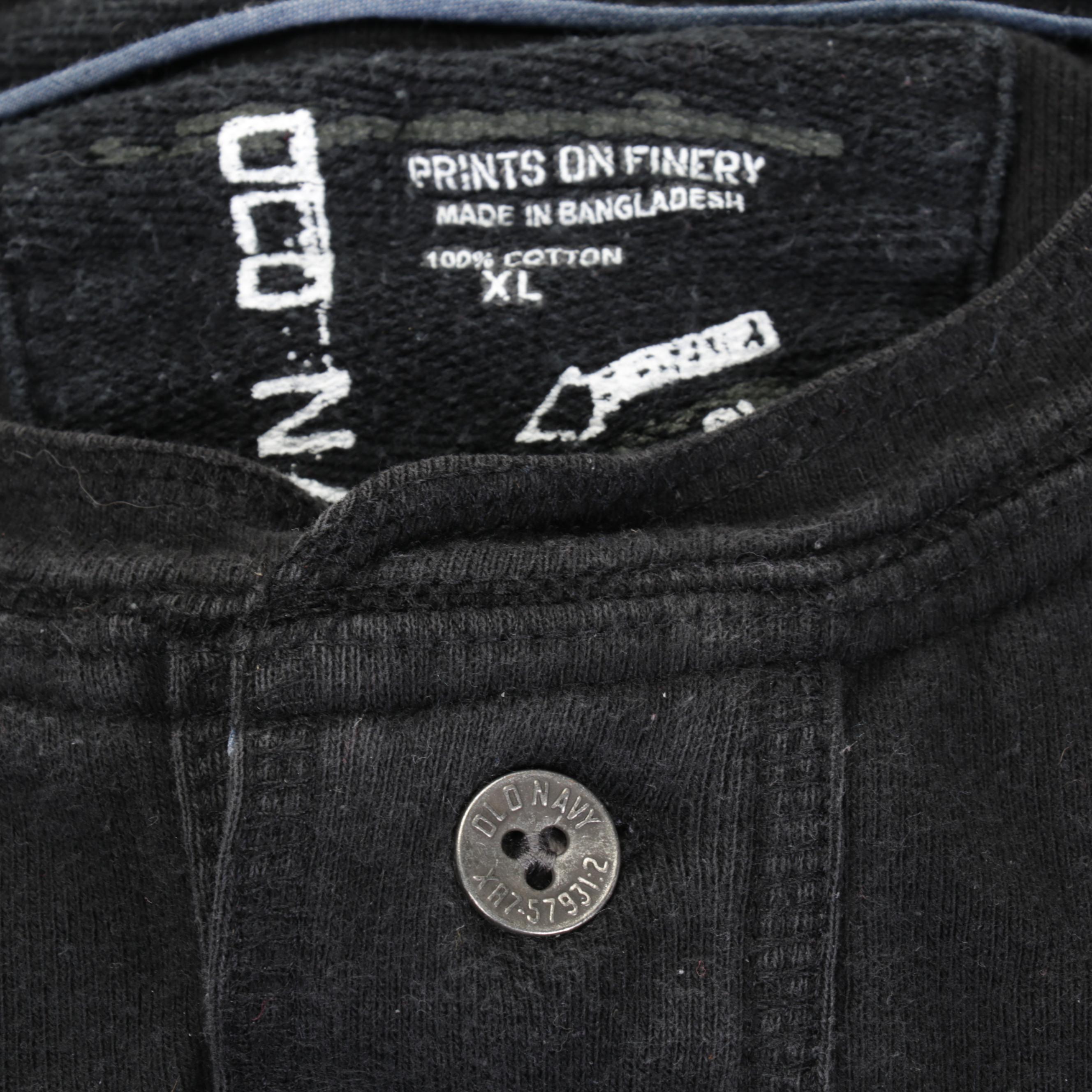 "V For Vendetta" Assembled Guy Fawkes Costume & American Novelty Hair Moustache