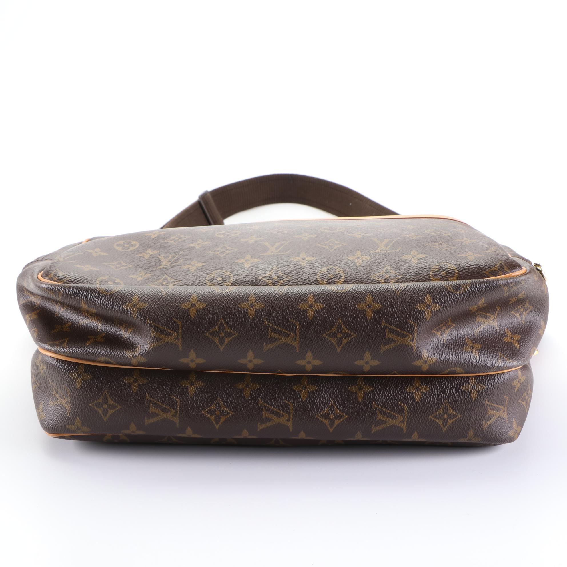 Louis Vuitton Reporter GM Messenger Bag in Monogram Canvas and Leather