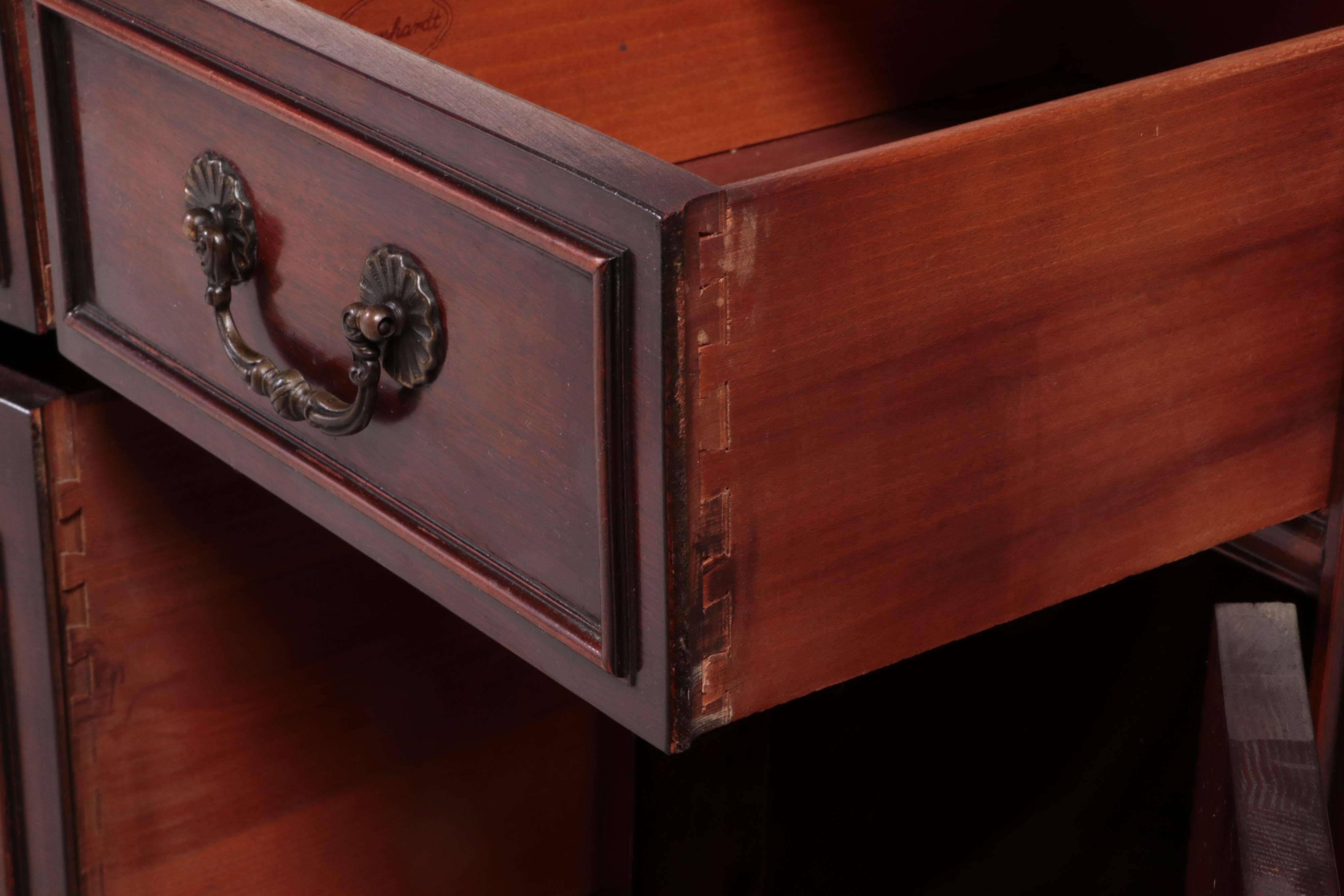 Hepplewhite Style Mahogany Buffet, Mid 20th Century