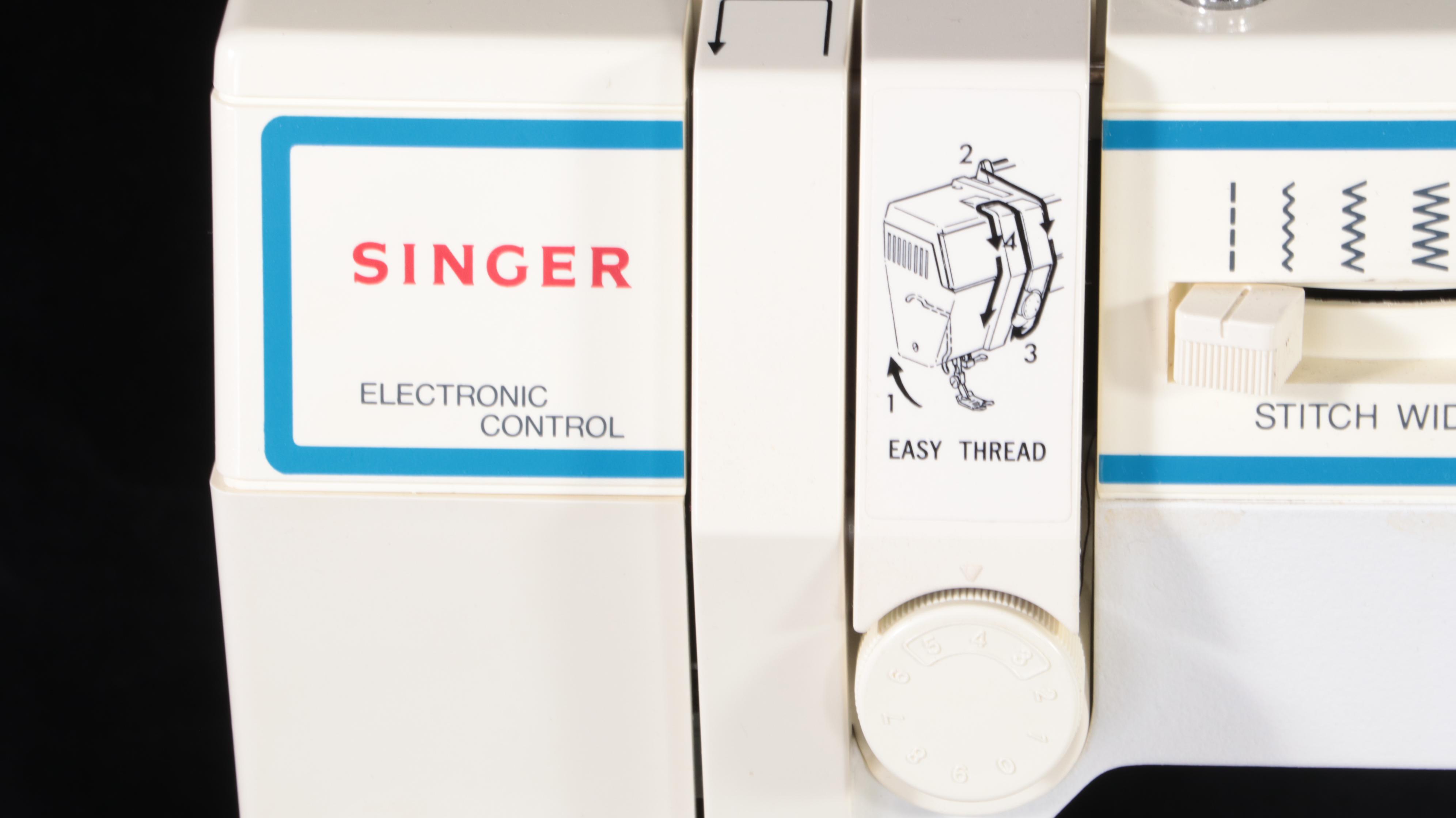 Singer Model 9032 Portable Sewing Machine