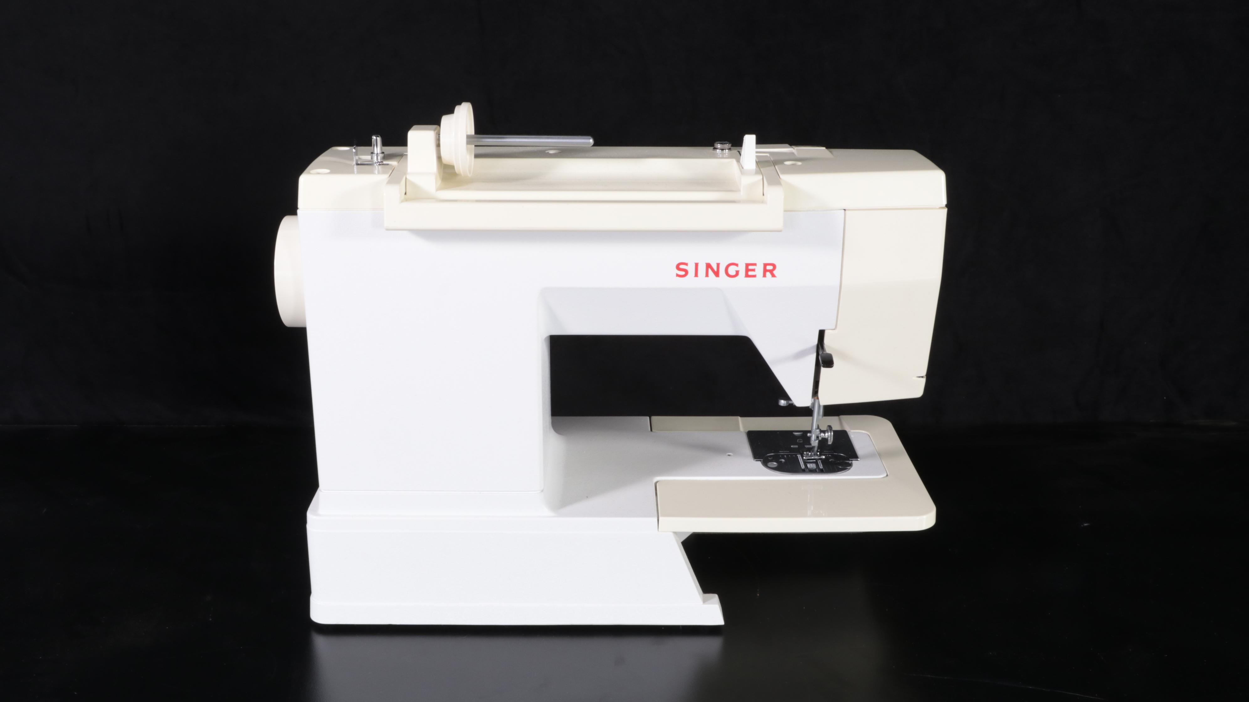 Singer Model 9032 Portable Sewing Machine