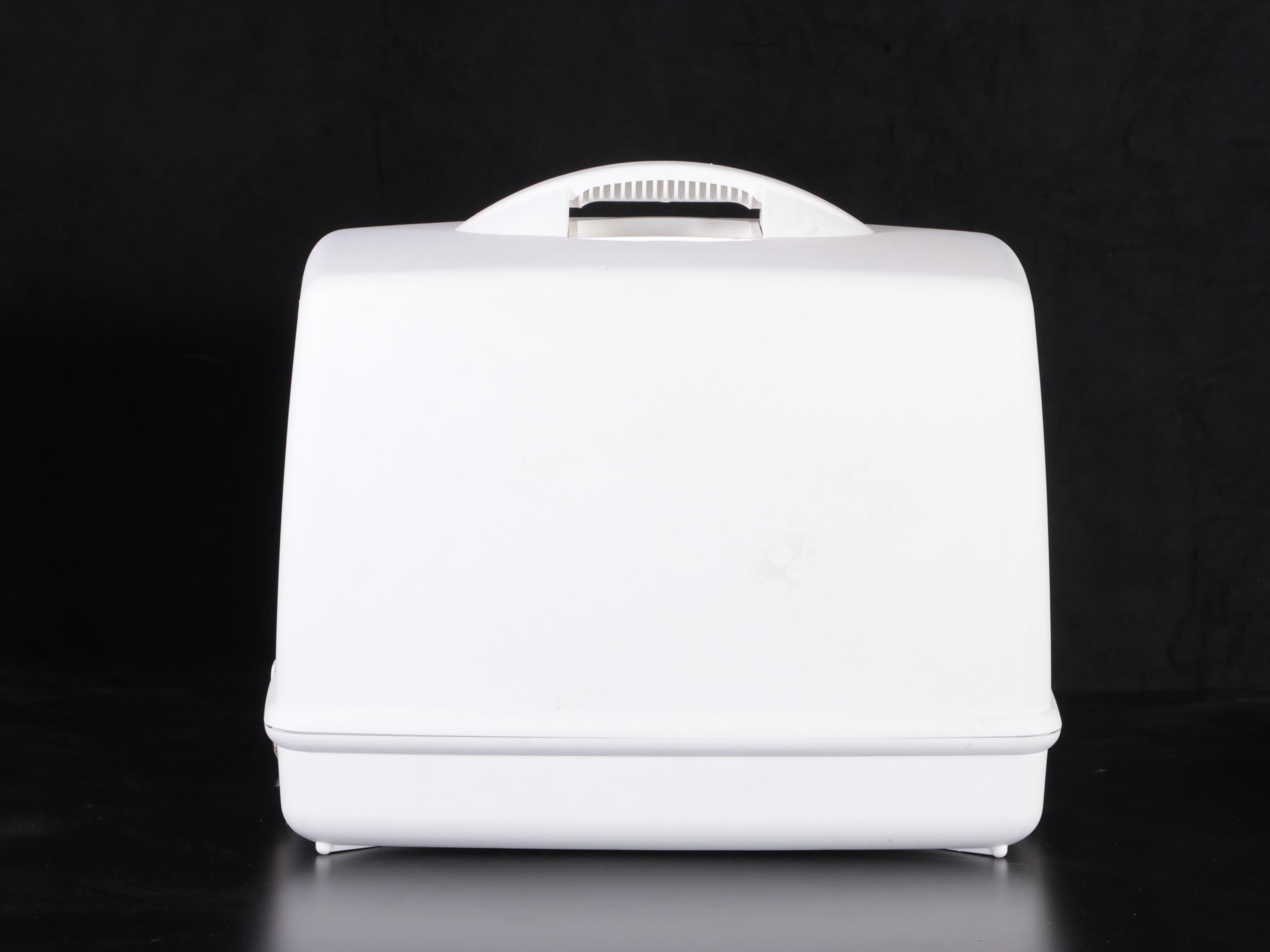 Singer Model 9032 Portable Sewing Machine