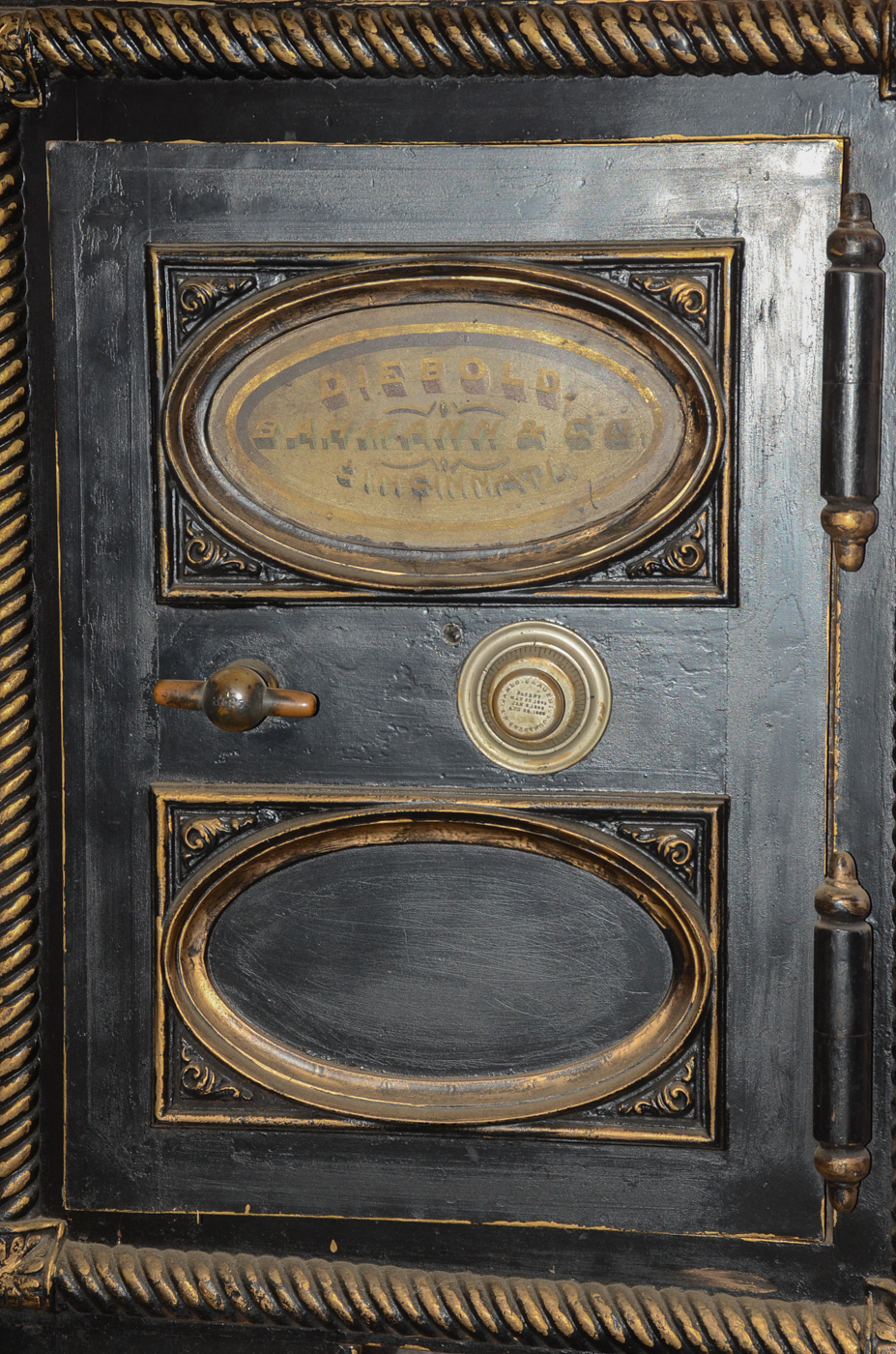 Diebold, Bahmann & Co (Cincinnati, Ohio) Victorian Floor Safe