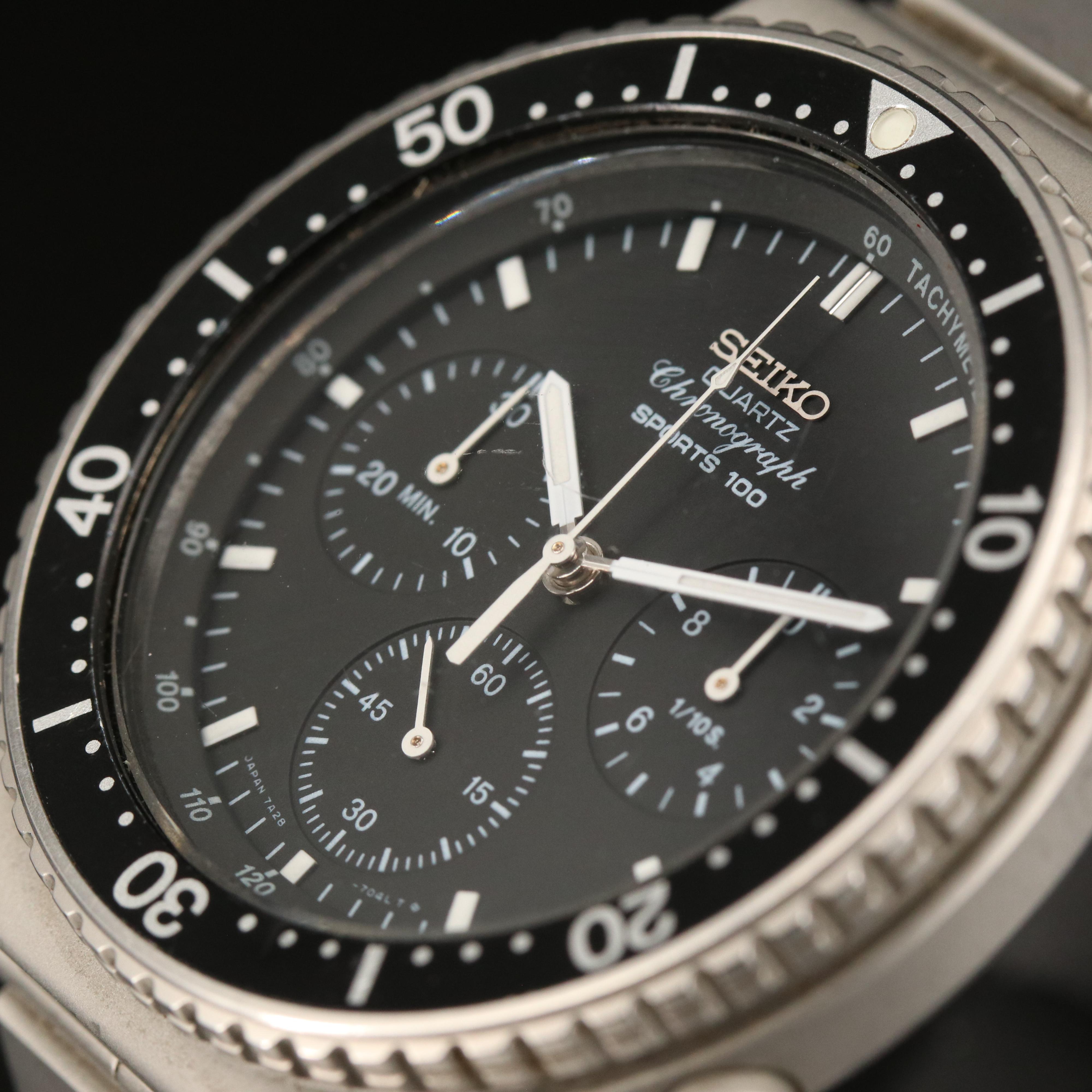 Seiko Sports 100 Quartz Chronograph Watch