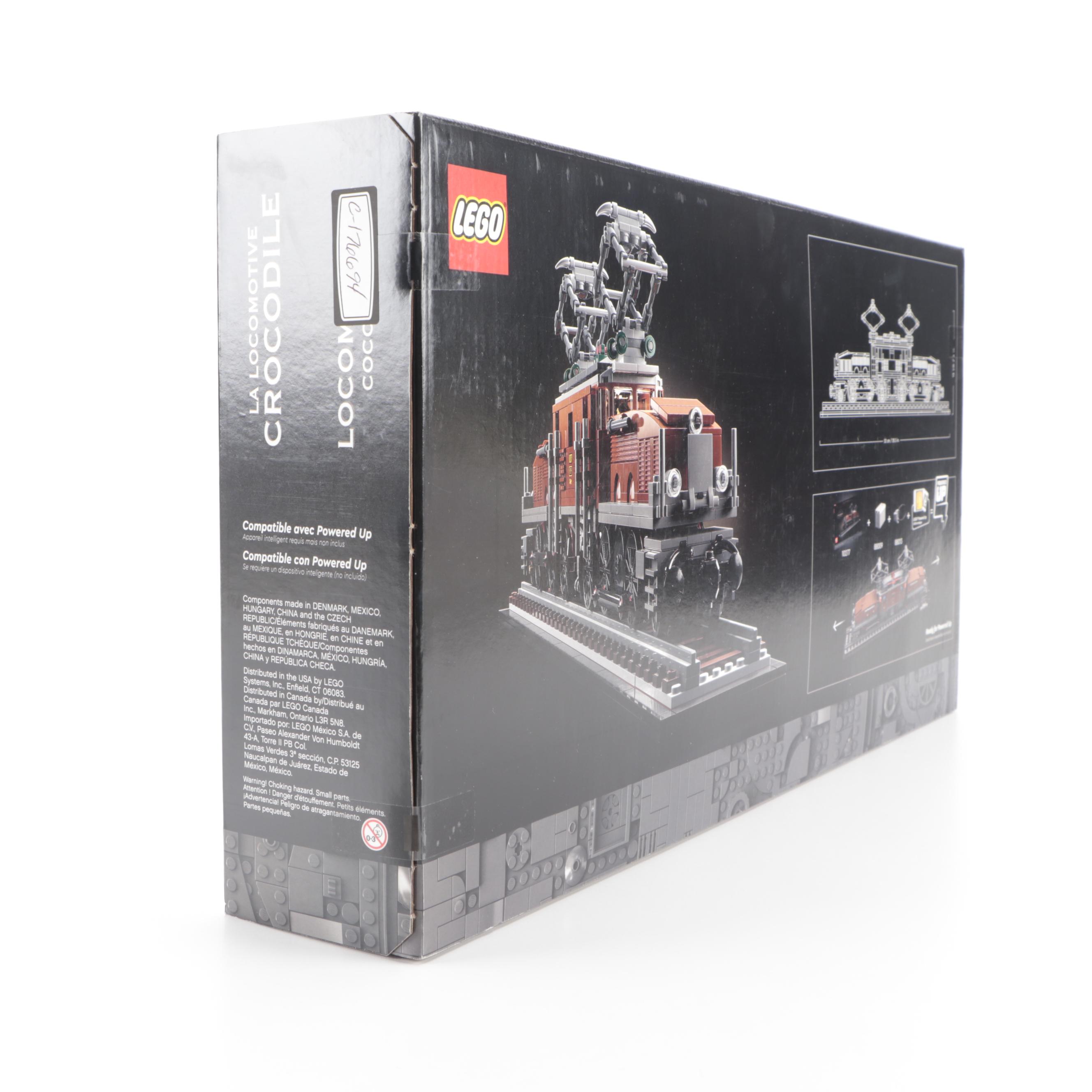 LEGO "Crocodile Locomotive" Building Set