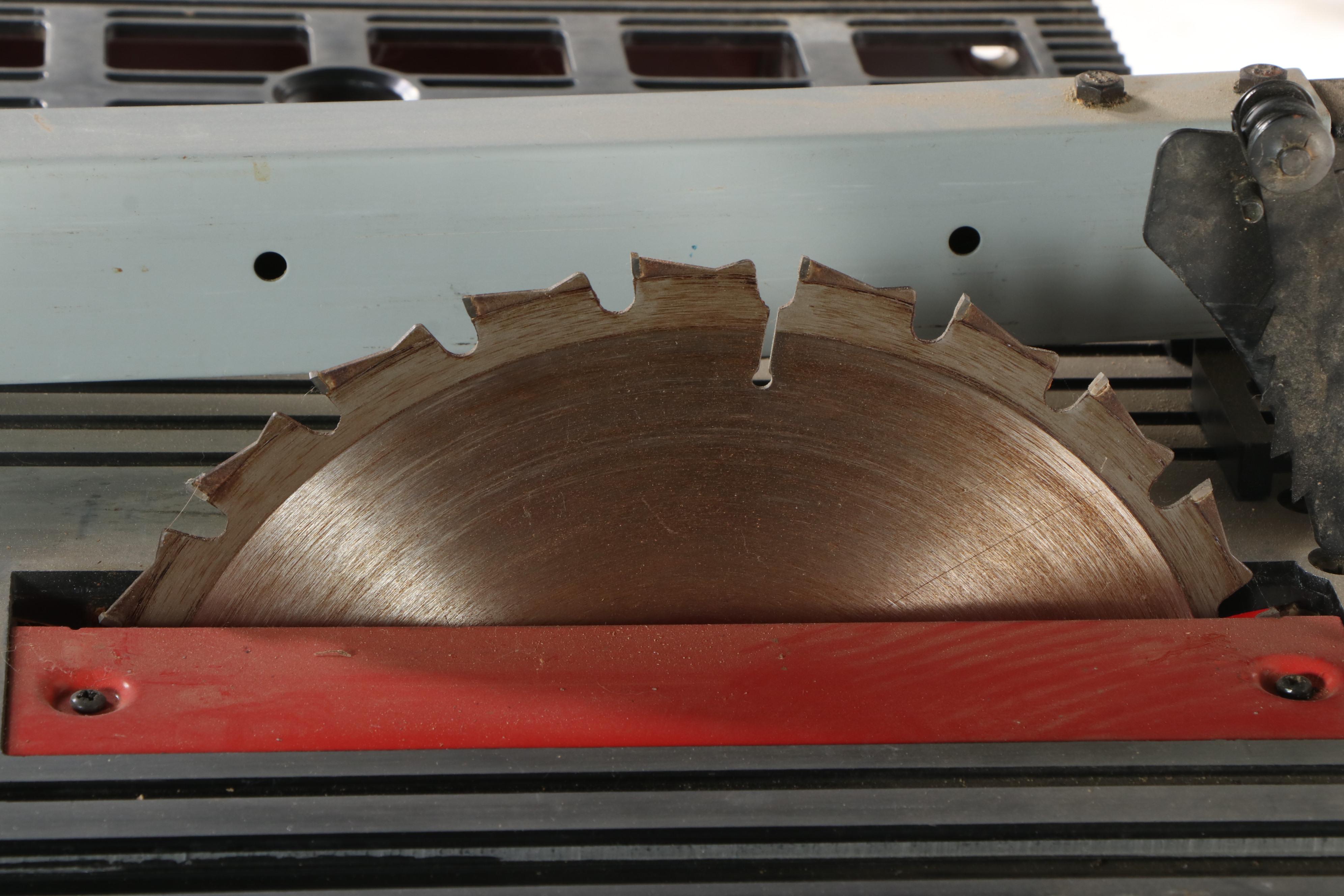 Black + Decker Firestorm 10" Table Miter Saw