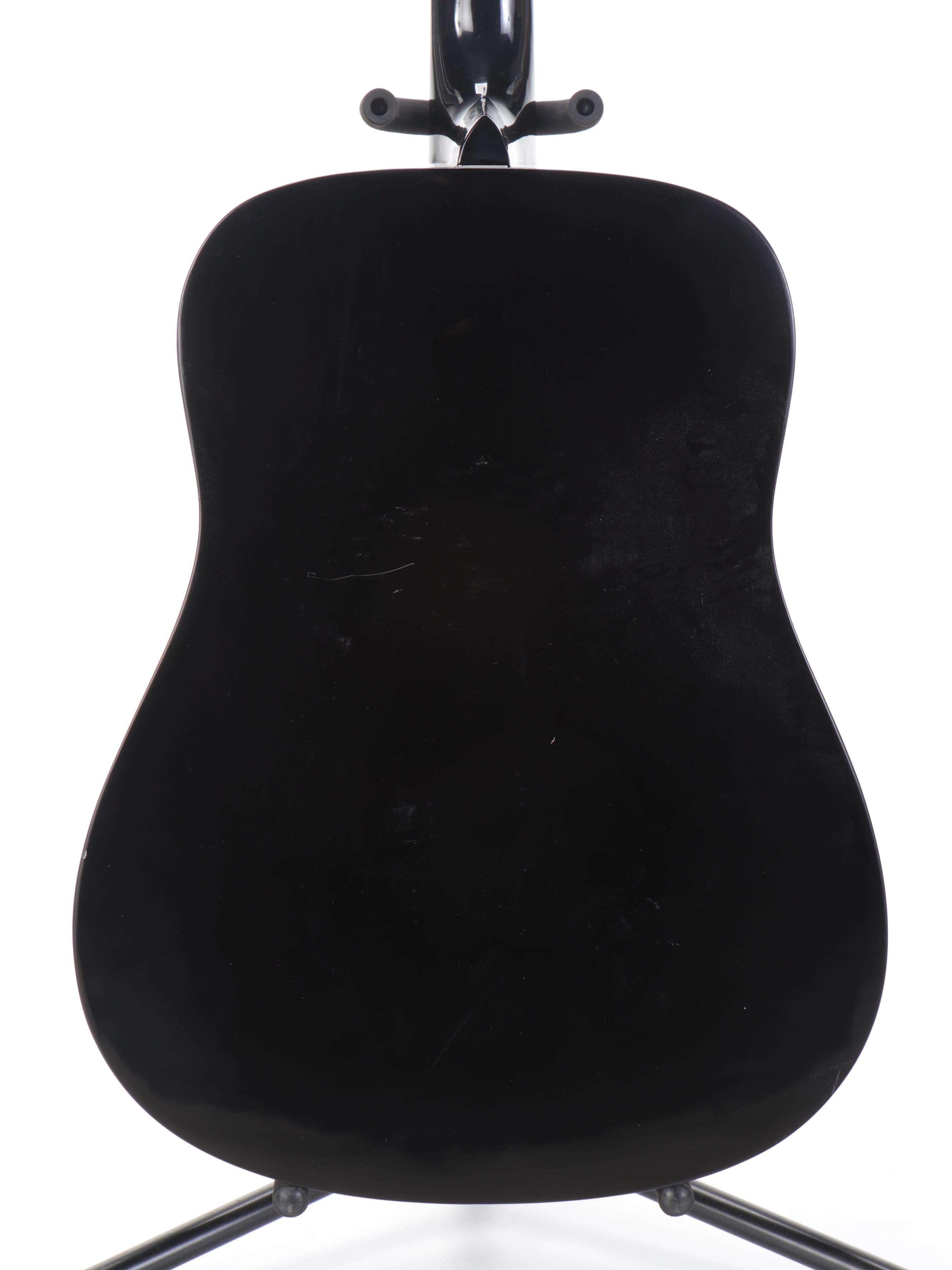 Chris Stapleton Signed Rogue Dreadnought RA090-NA Acoustic Guitar