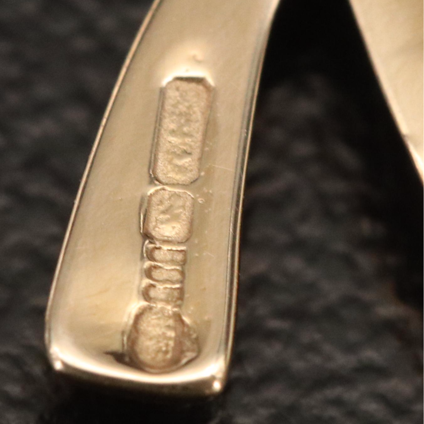 14K Emerald Clover Pendant