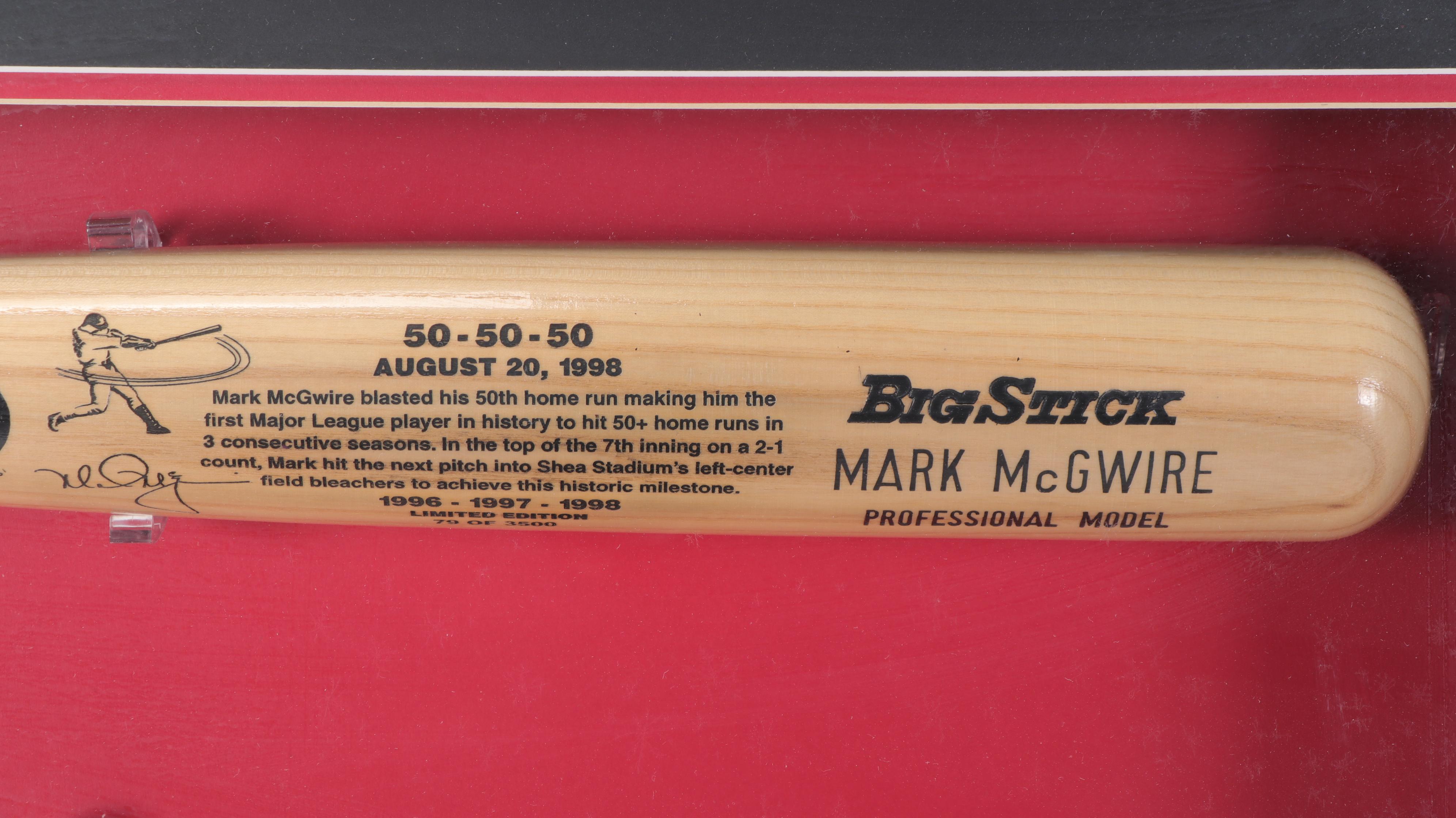 Rawlings St. Louis Cardinals Mark McGwire Commemorative Baseball Bats in Case