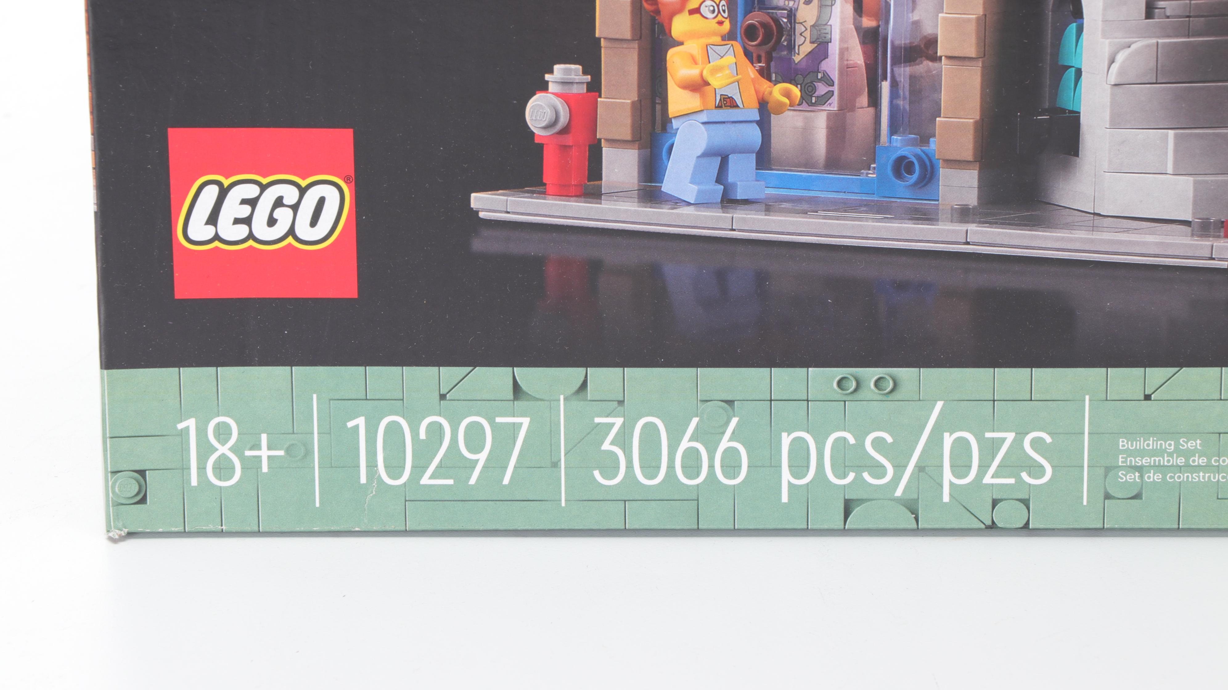 LEGO Modular Buildings Collection Boutique Hotel Building Toy Set