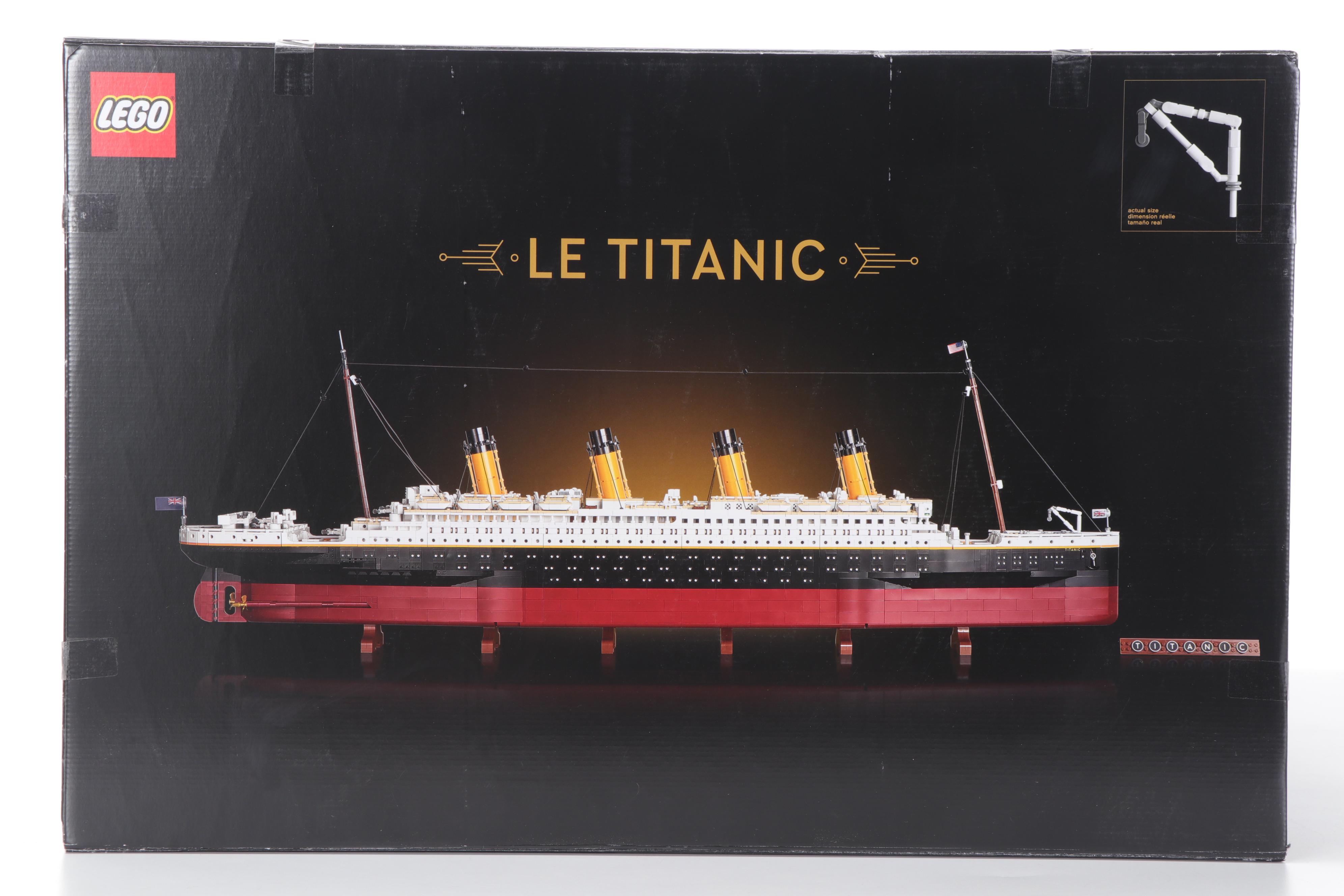 LEGO Titanic Building Set