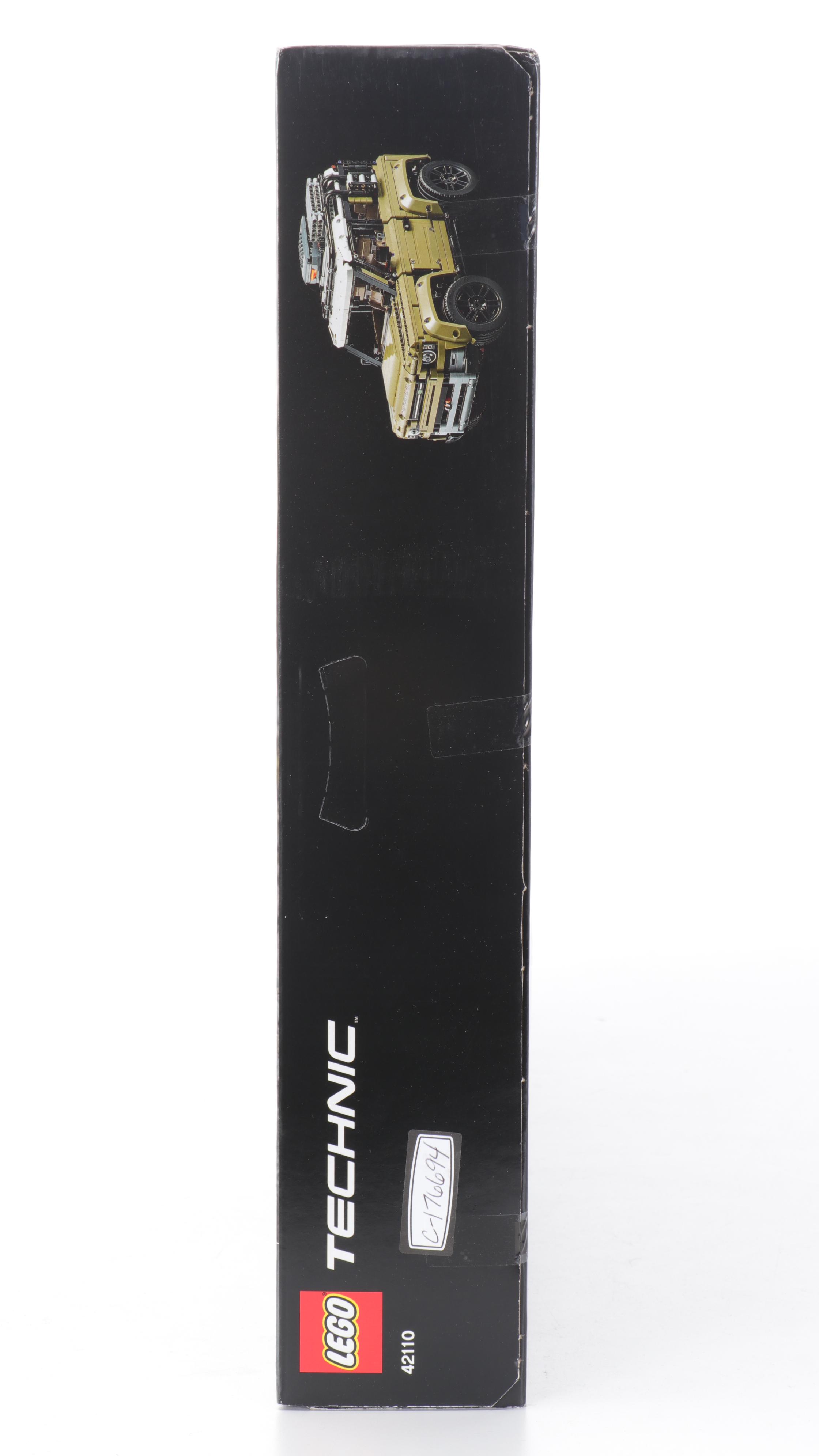 LEGO Technic Land Rover Defender Building Set