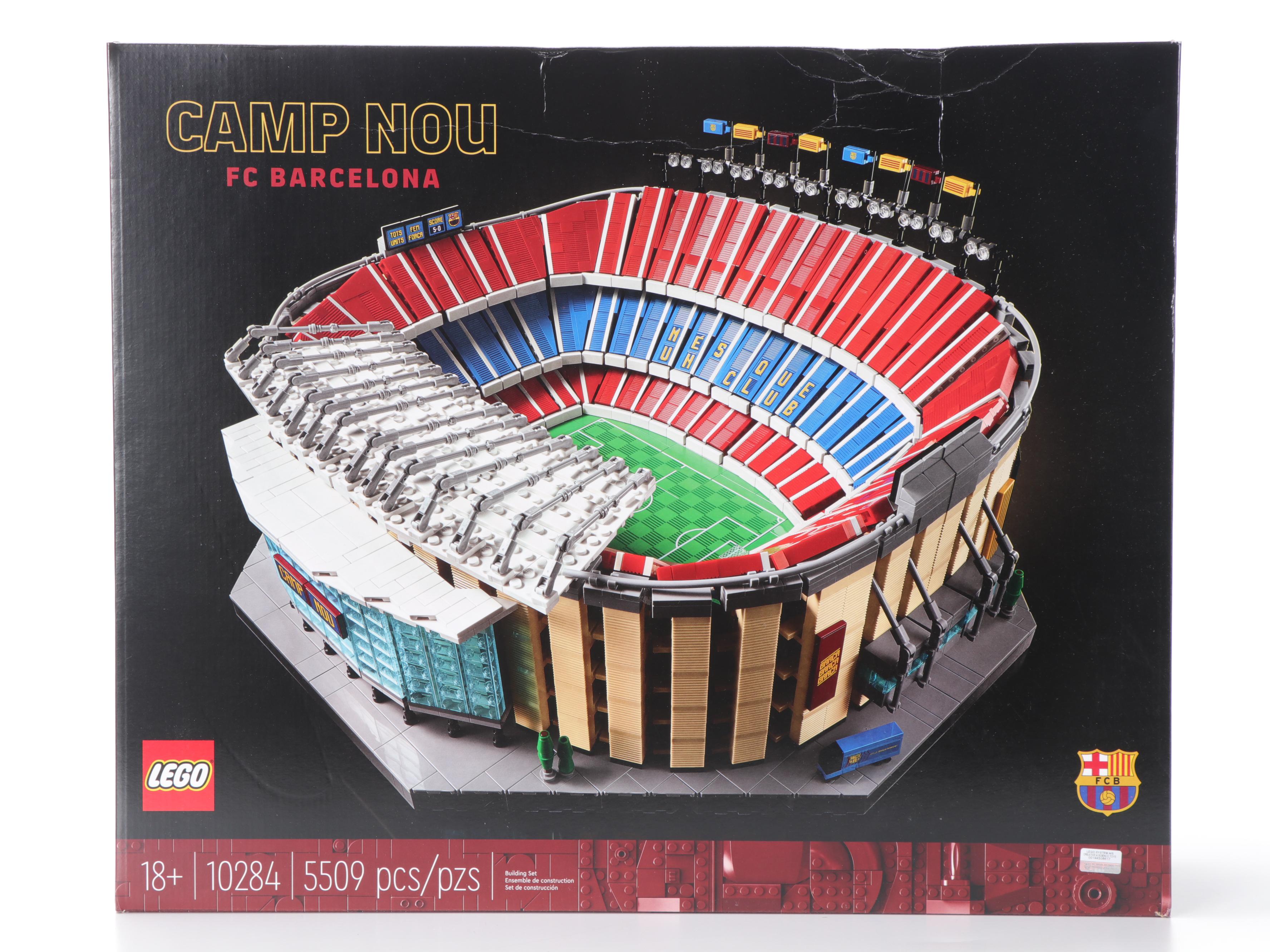 LEGO FC Barcelona Camp Nou Stadium and BrickHeadz Character