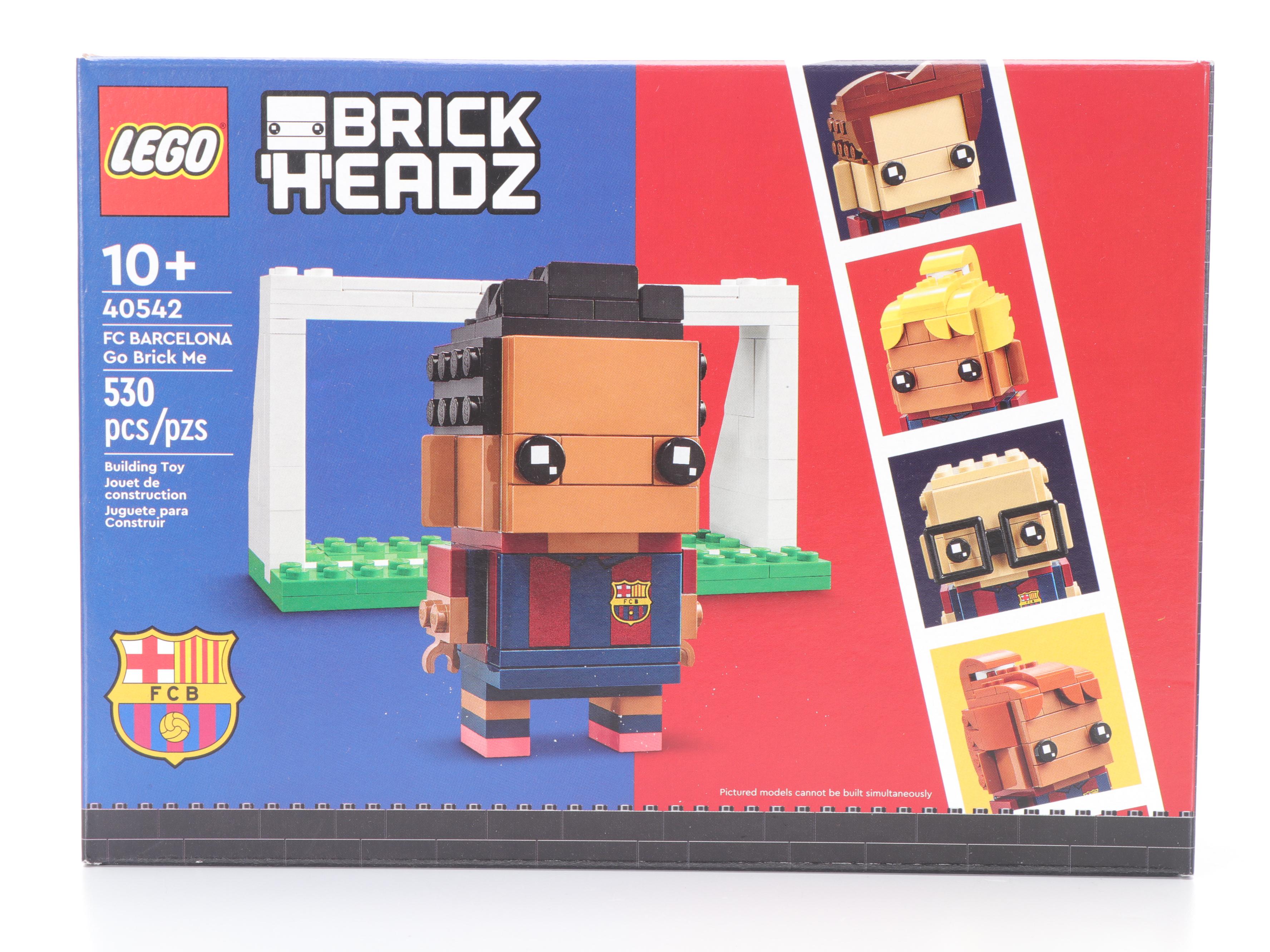 LEGO FC Barcelona Camp Nou Stadium and BrickHeadz Character