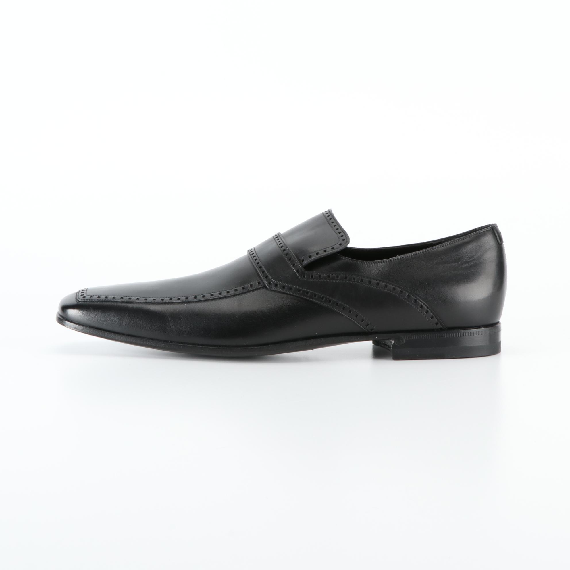 Men's Gucci Loafers in Black Calfskin Leather with Brogue Details