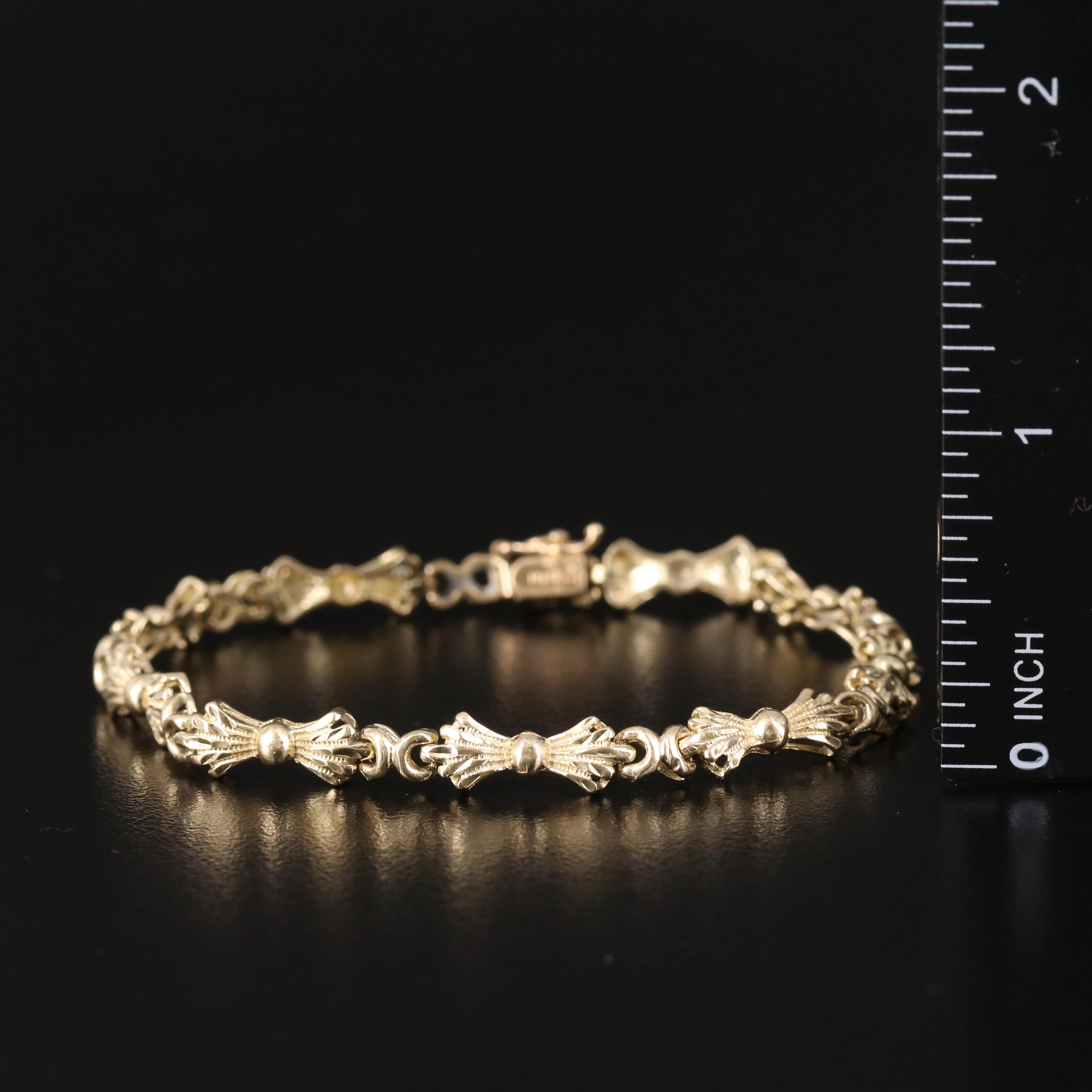 14K Bow Link Bracelet