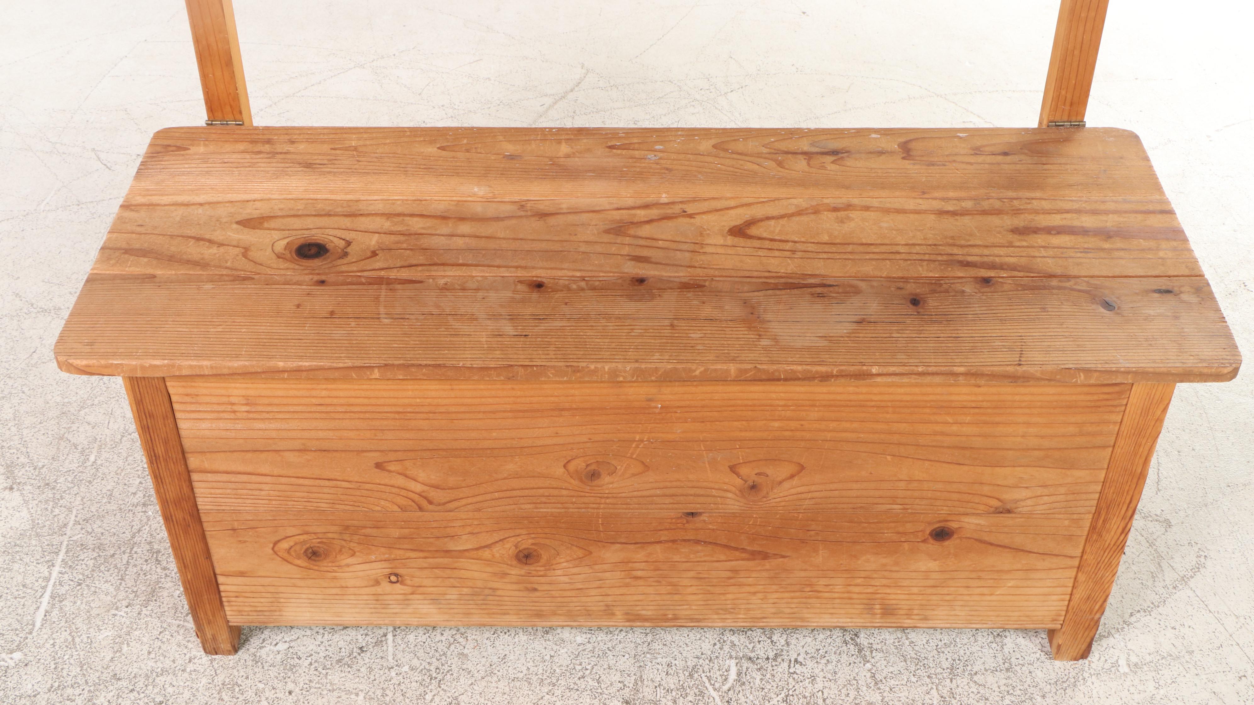 Pine Deacon's Storage Bench with Hinged Seat