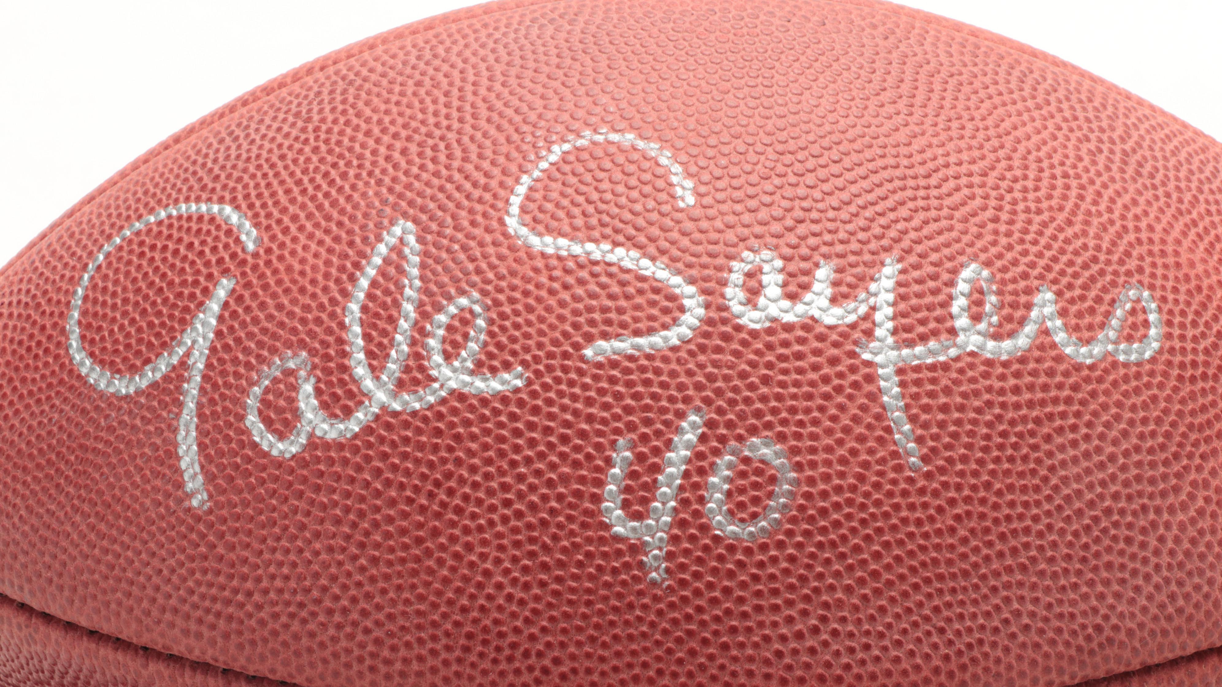 Chicago Bears Gale Sayers #40 Signed Wilson Football in Display Case