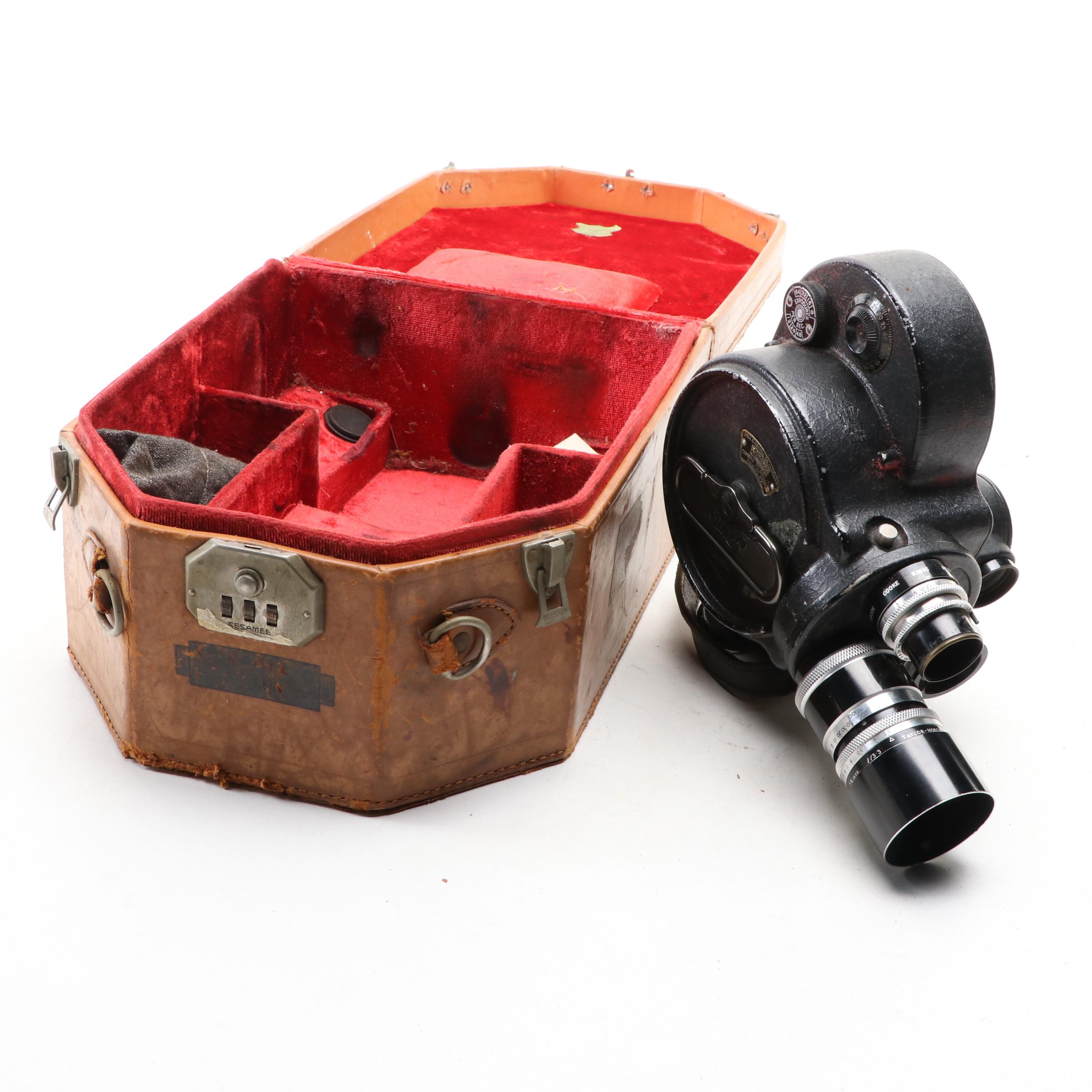 Bell & Howell Filmo 70 Model D 16mm Video Camera, Early to Mid-20th Century