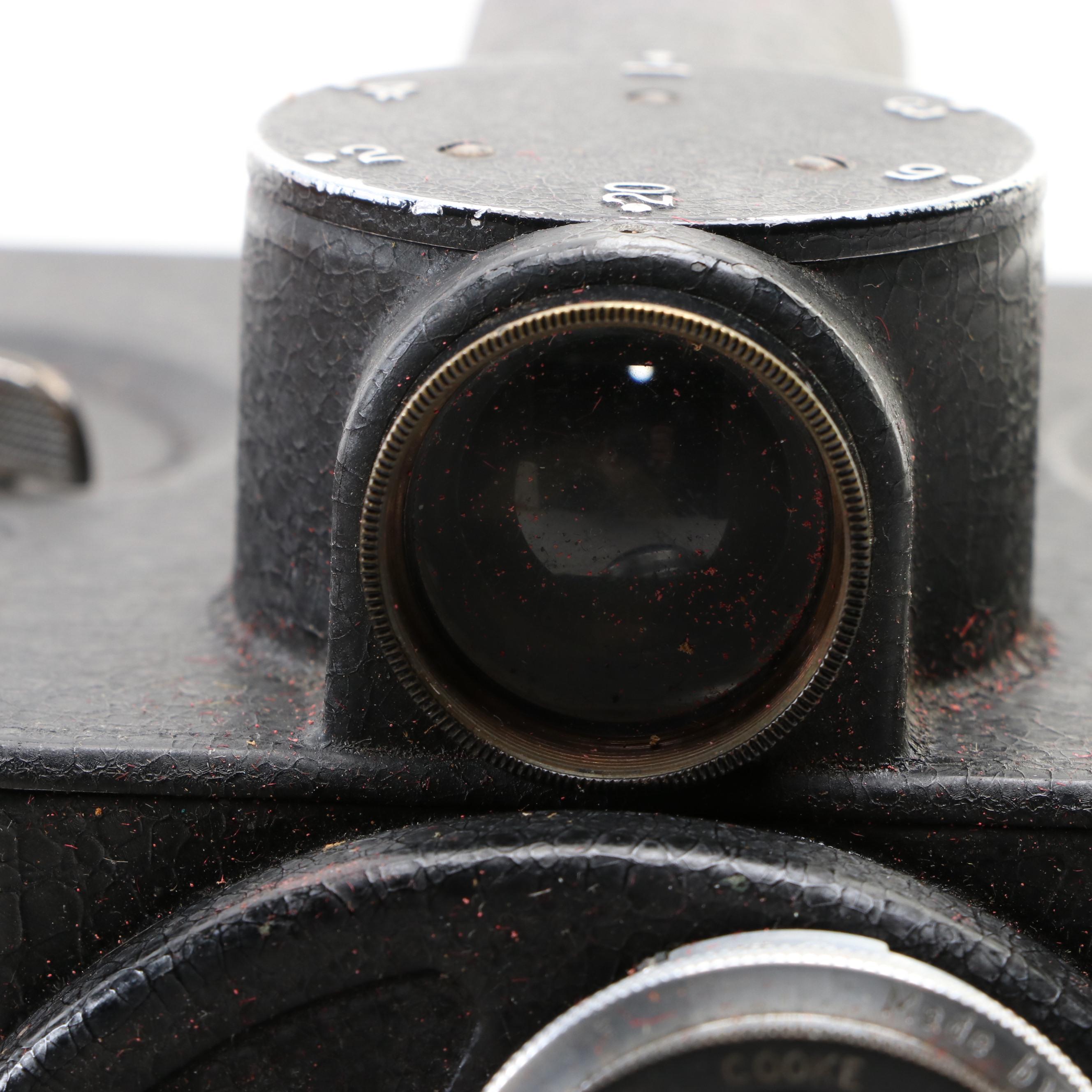 Bell & Howell Filmo 70 Model D 16mm Video Camera, Early to Mid-20th Century