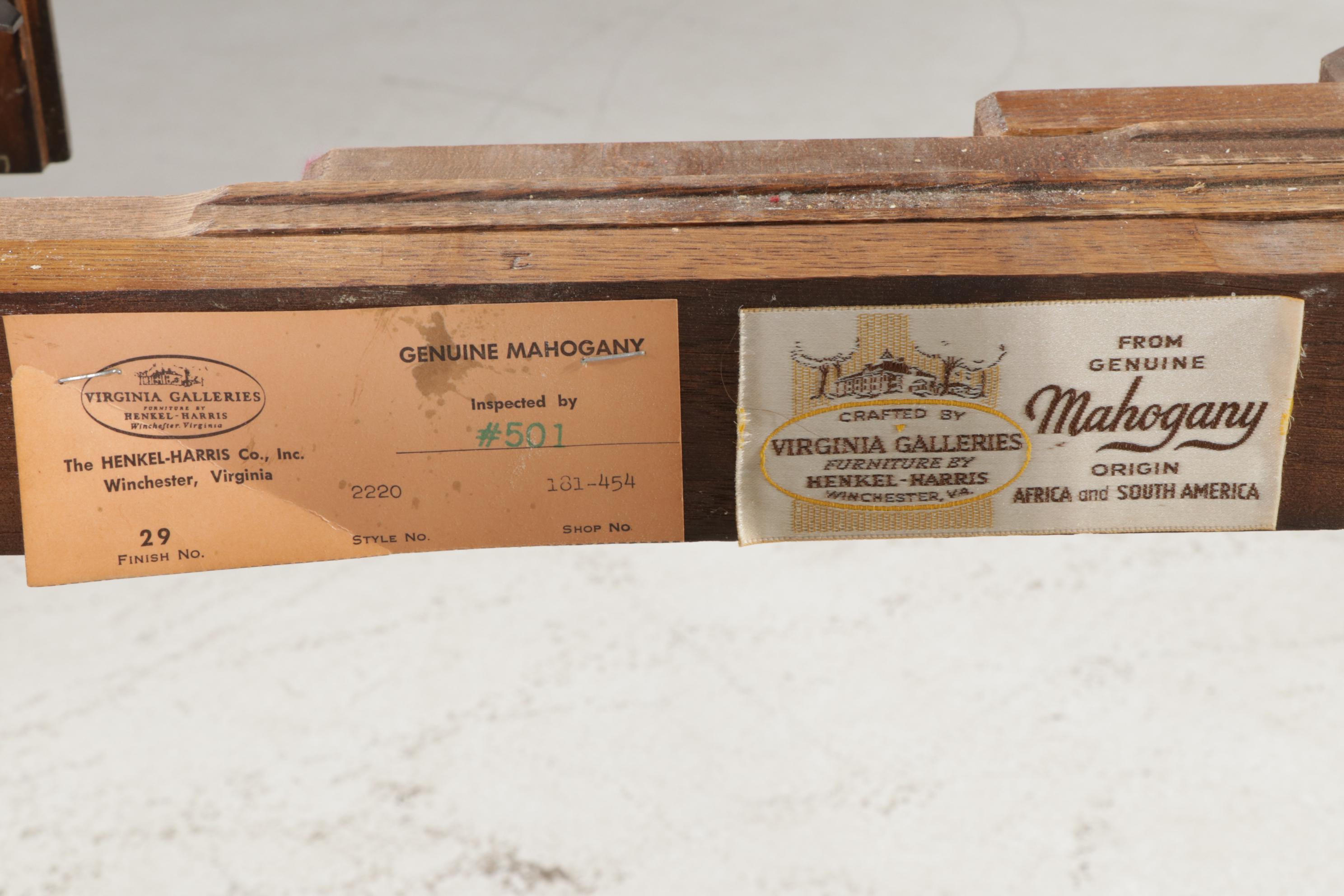 Henkel-Harris Virginia Galleries Mahogany Dining Table and Eight Chairs