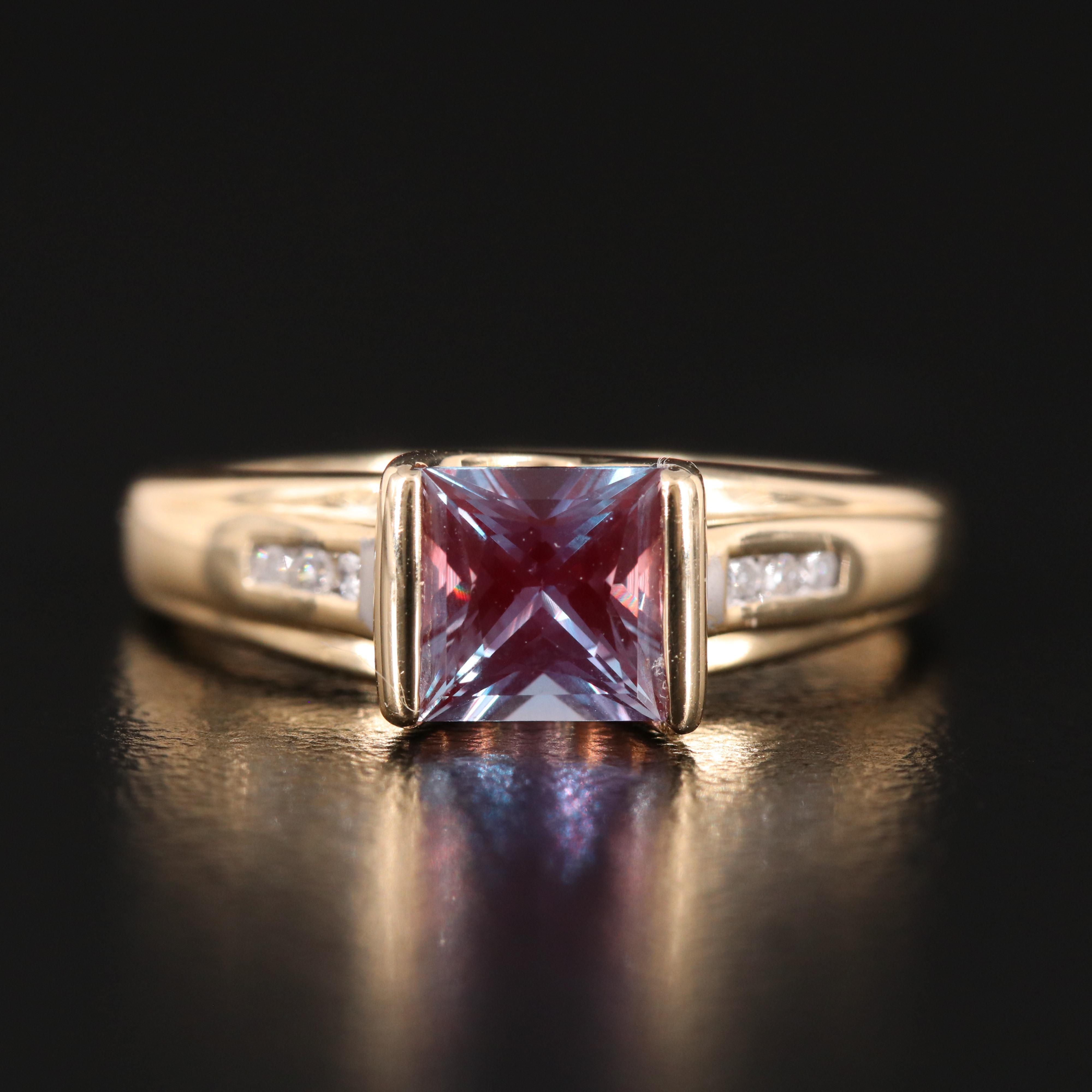 14K Alexandrite Ring with Diamond Lined Shoulders