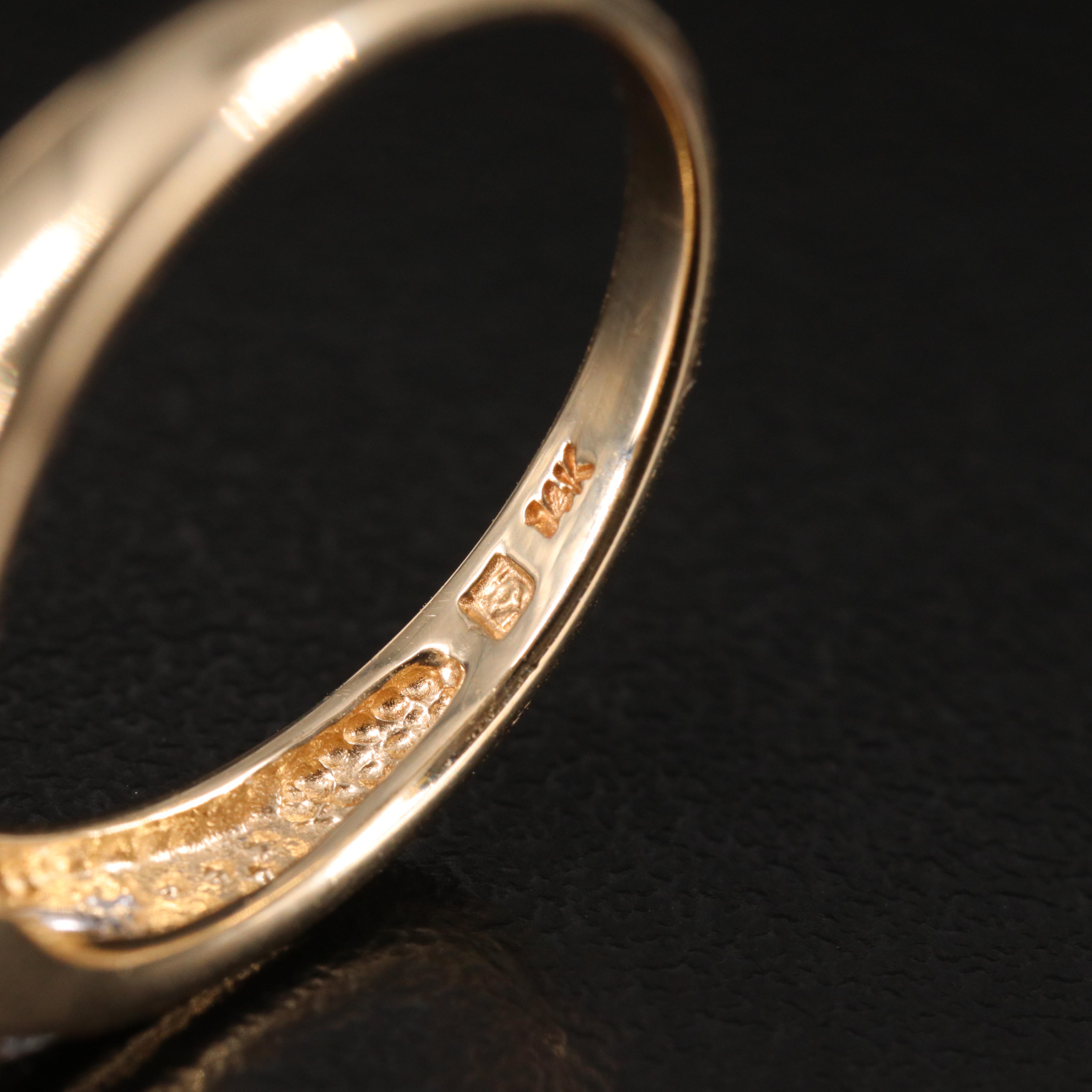 14K Alexandrite Ring with Diamond Lined Shoulders